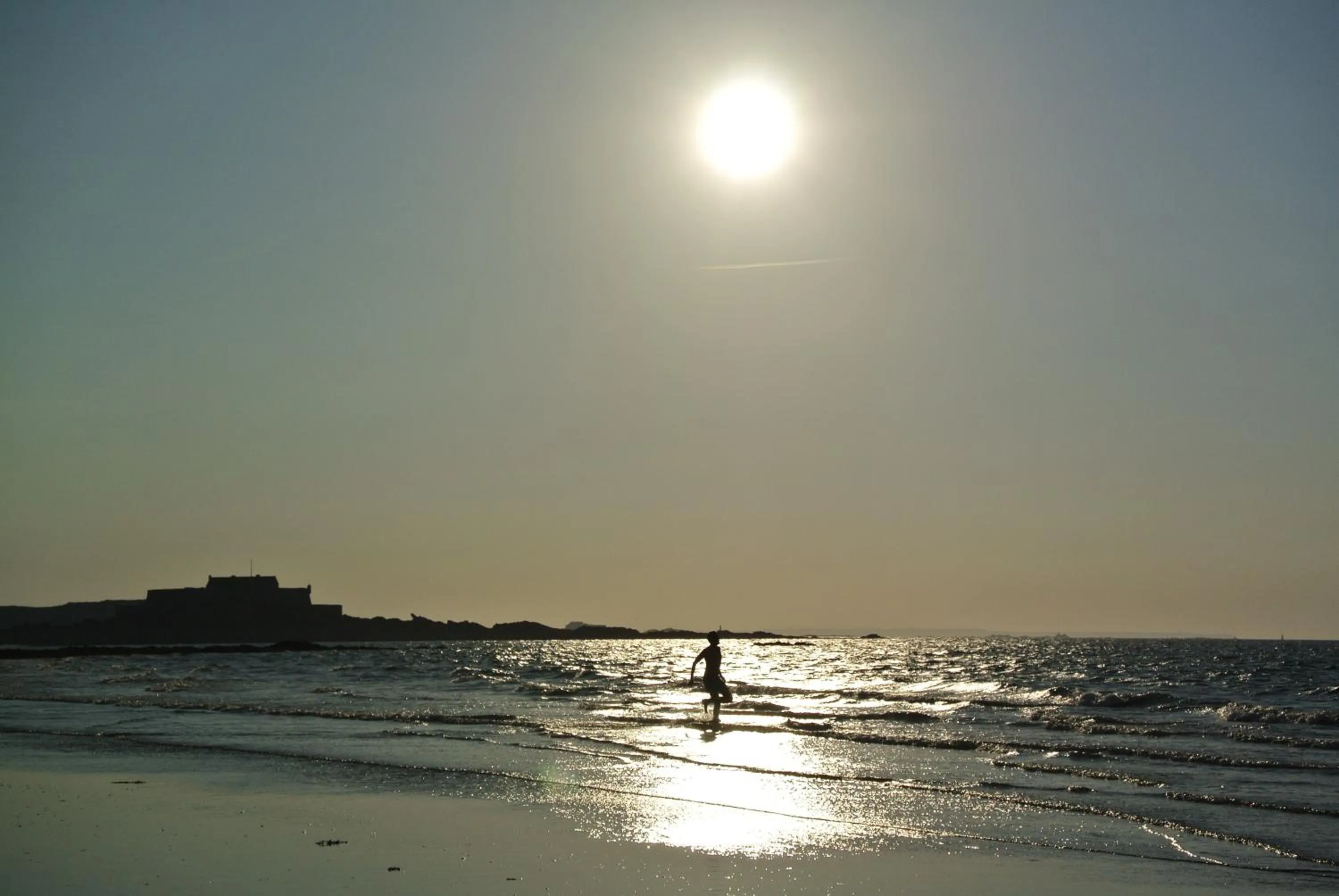 Au Logis De La Rance Bed and Breakfast