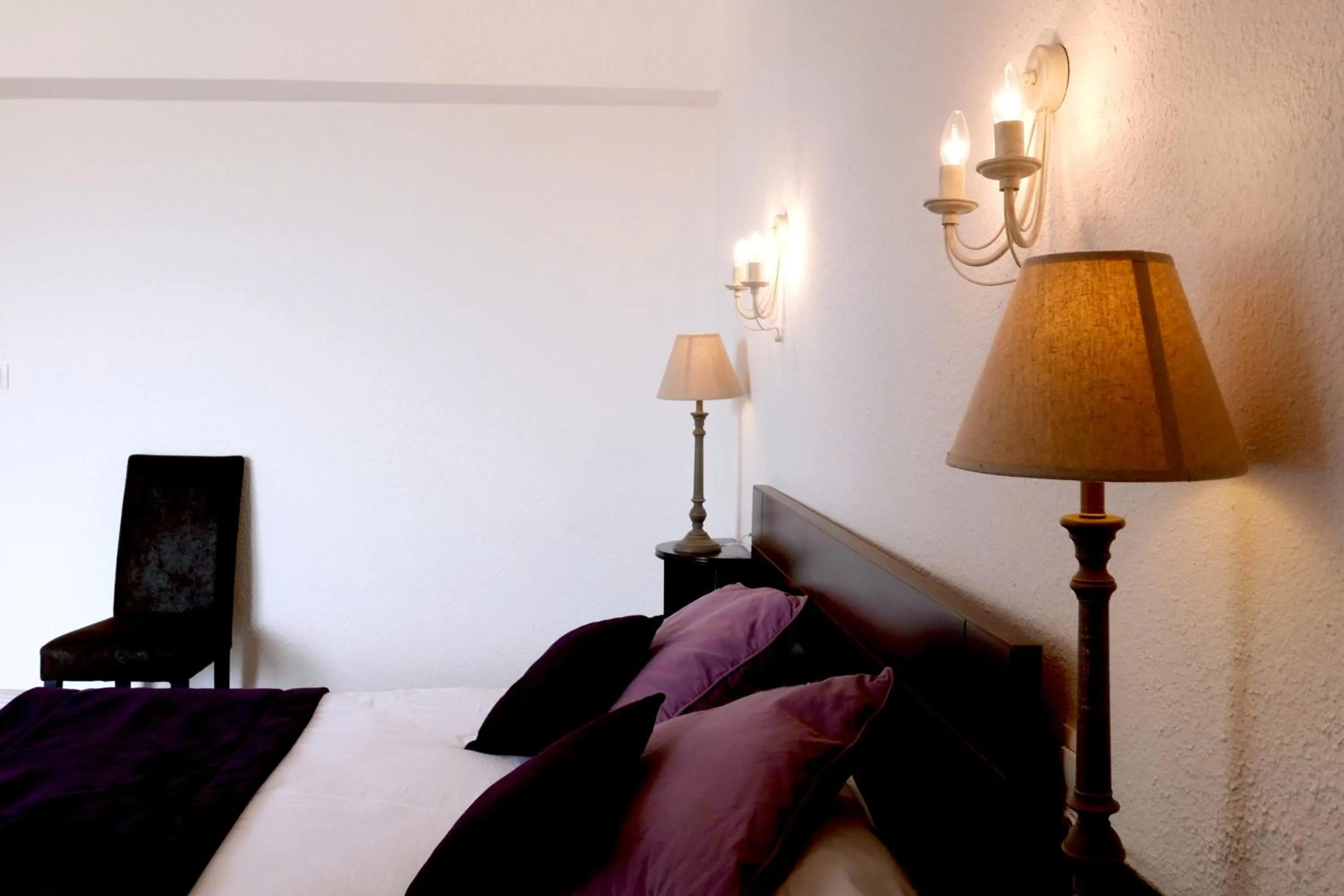 Bedroom, Bed in Le Catalan