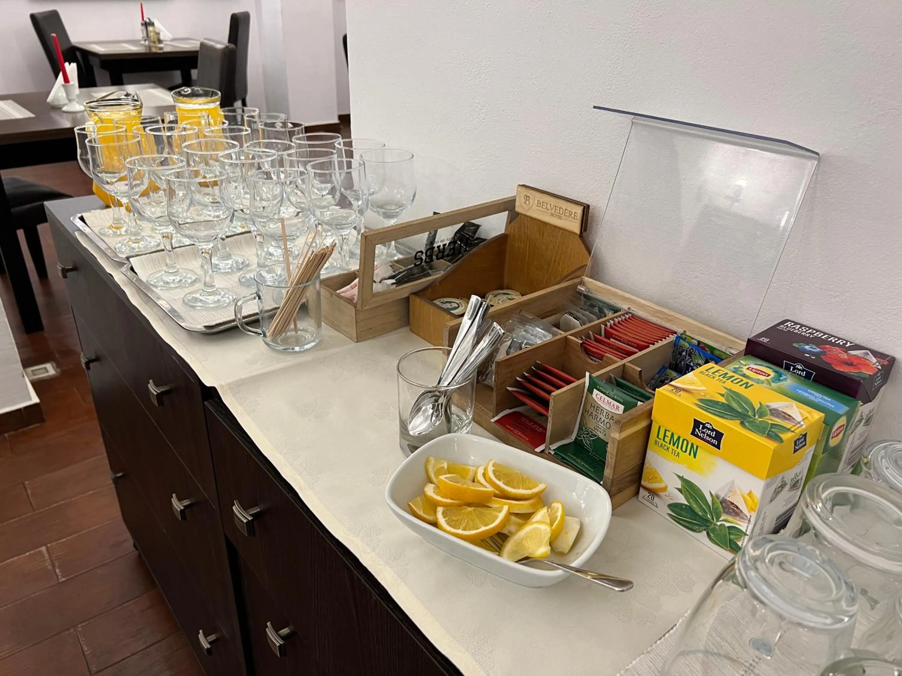 Coffee/tea facilities in Hotel Belvedere