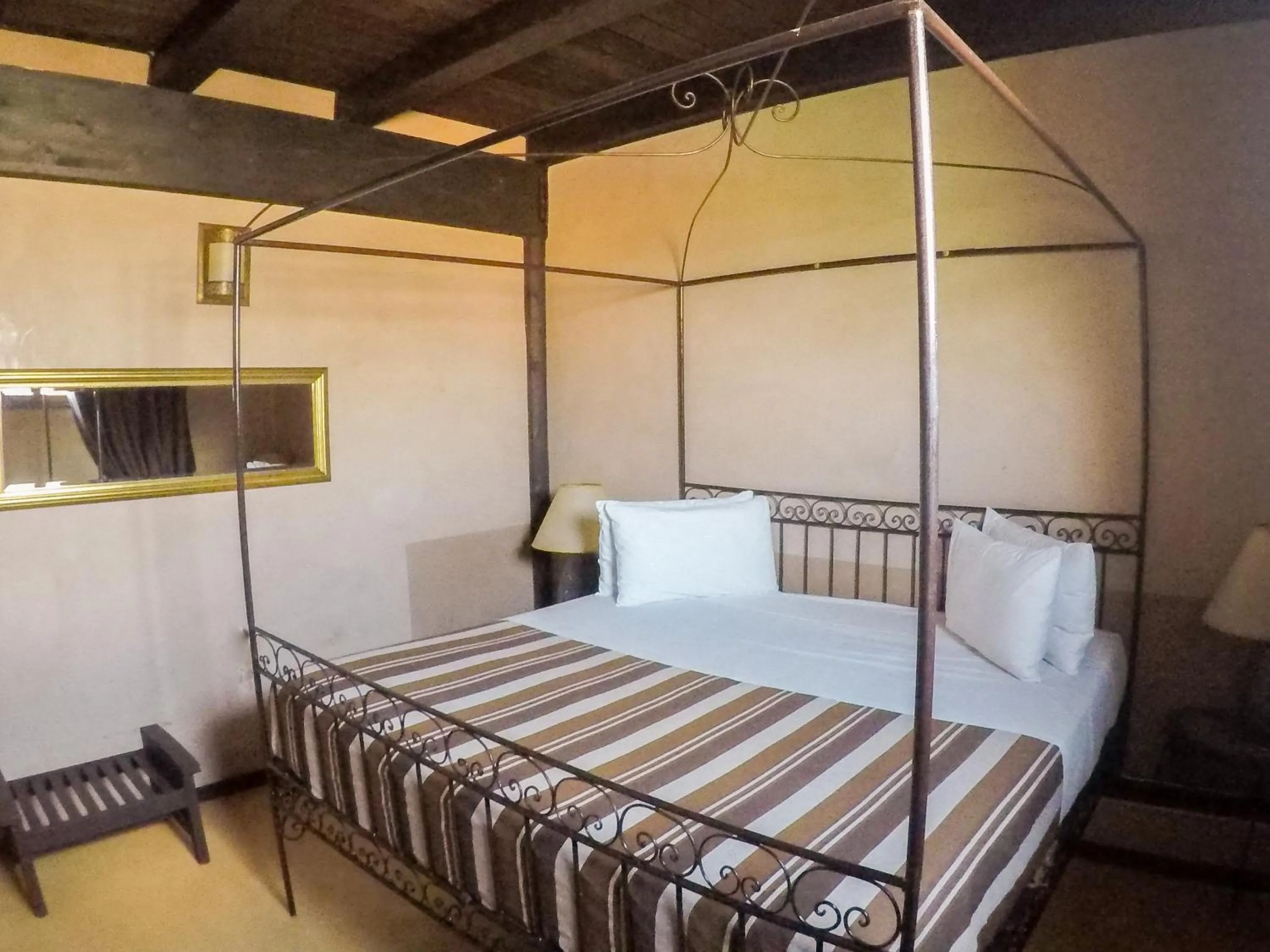 Bedroom, Bed in Masseria & Spa LuciaGiovanni