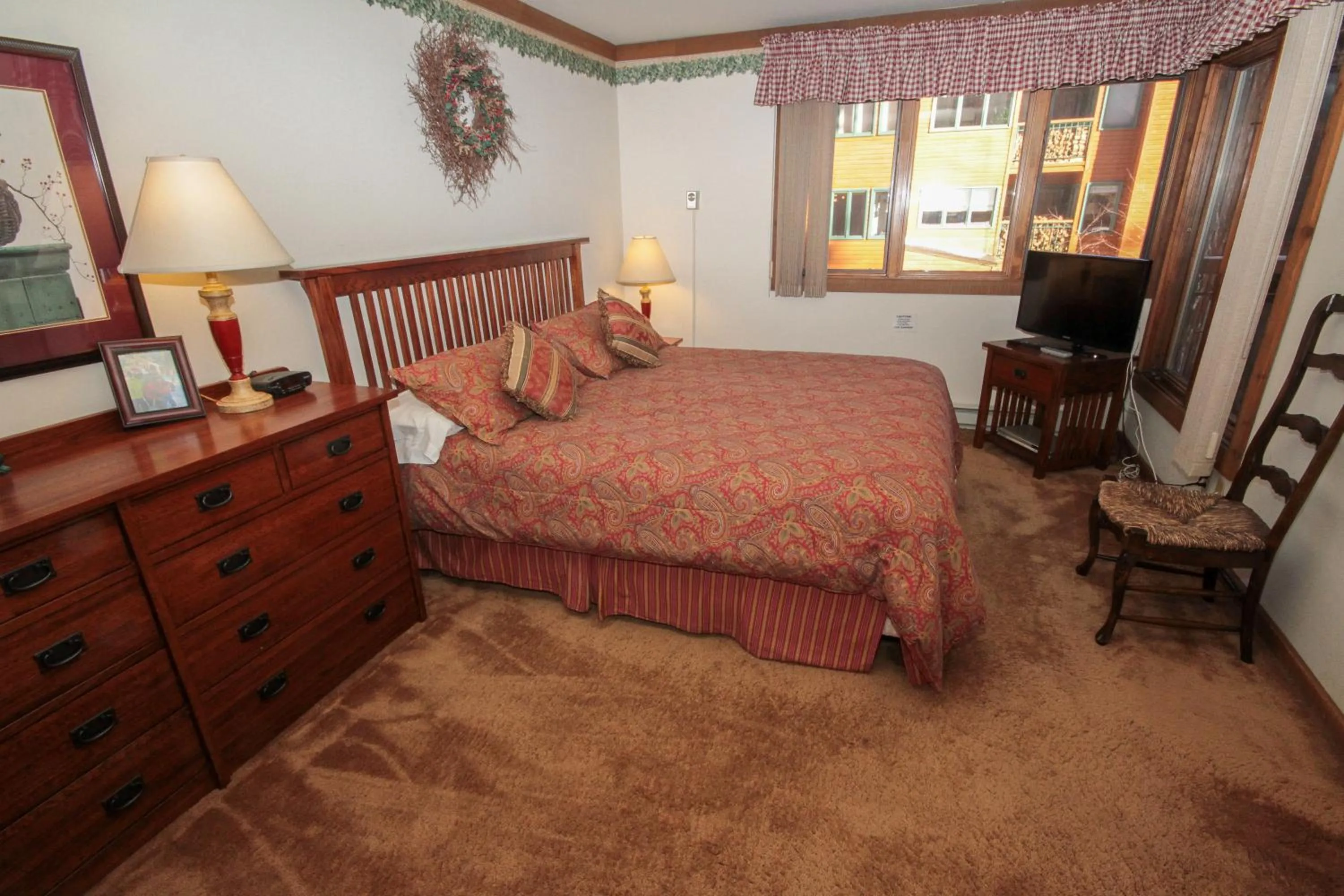 Other, Bed in Mountainback 34 Corner