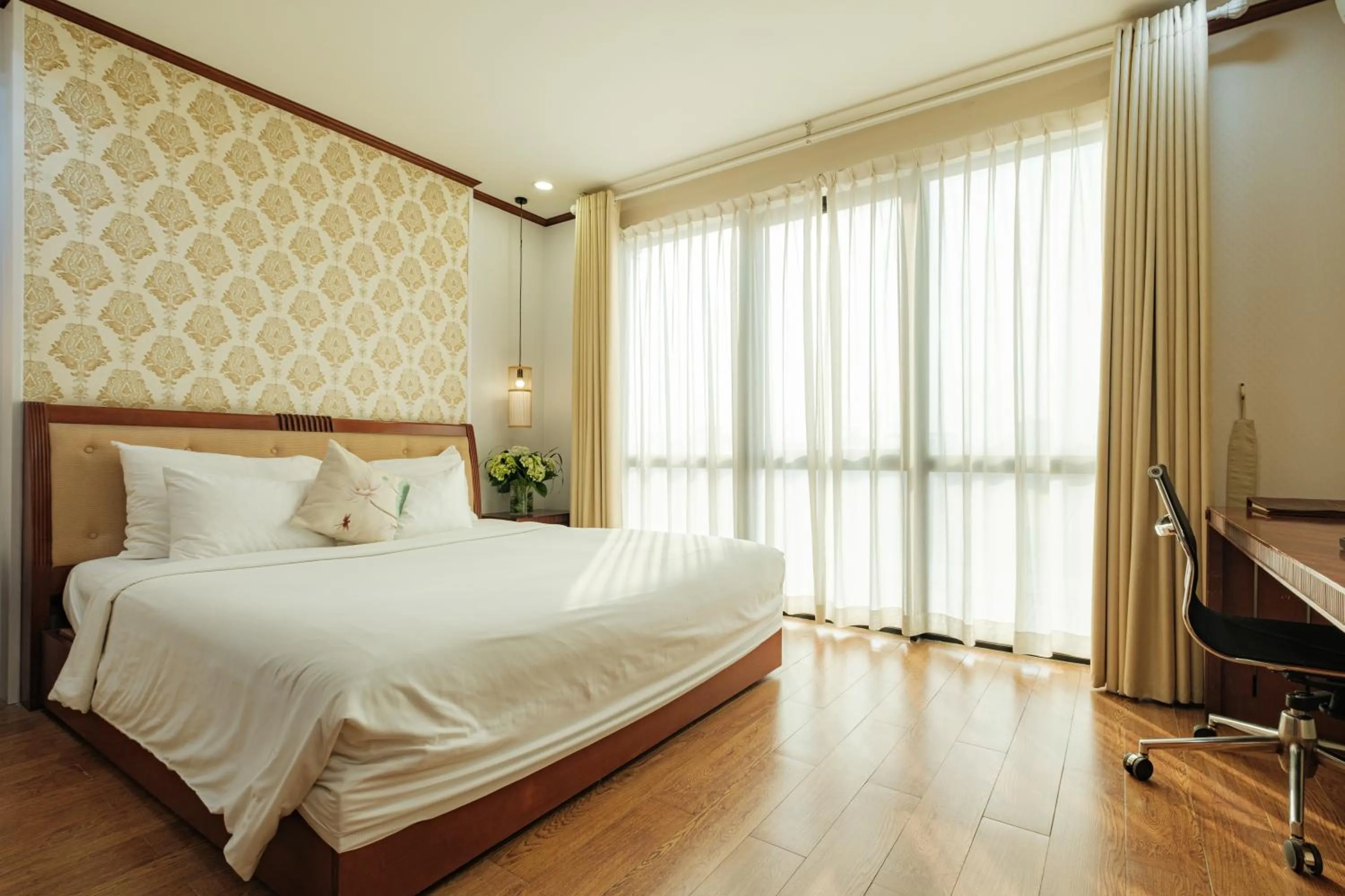 Bed in Sunset Westlake Hanoi Hotel