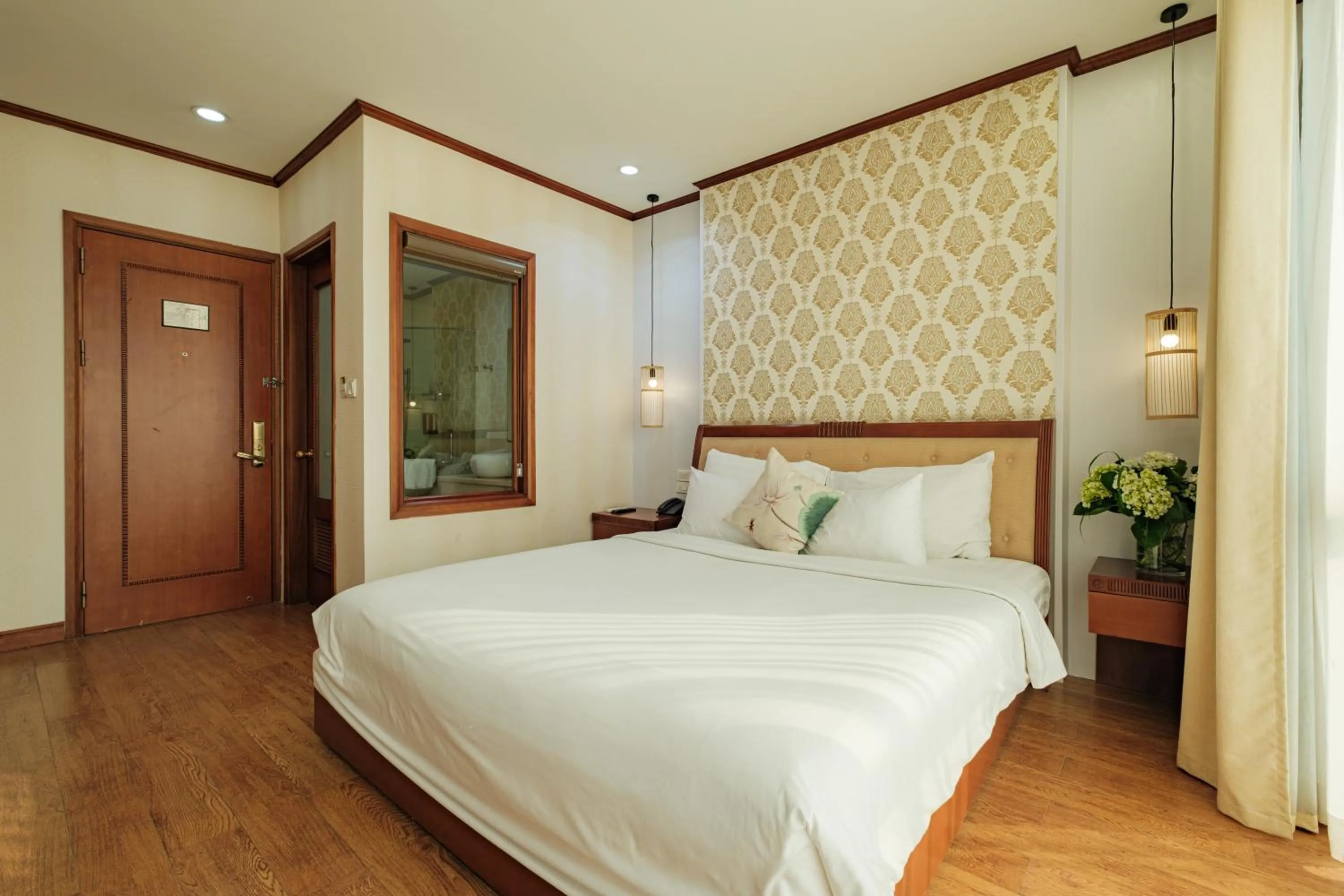 Bed in Sunset Westlake Hanoi Hotel