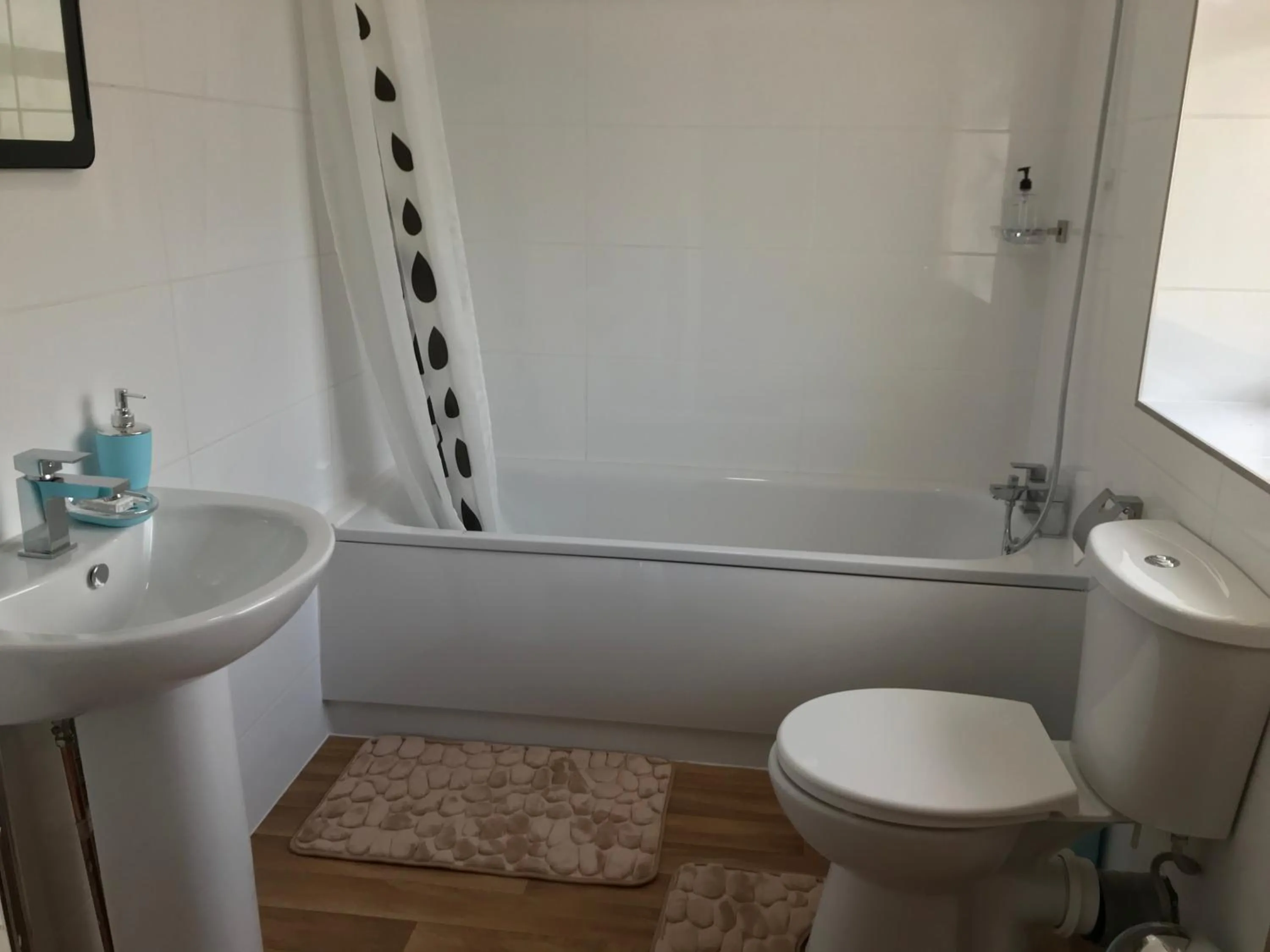 Bathroom in Oxford Bed and Breakfast