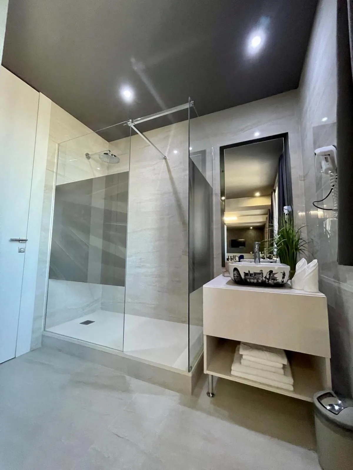 Bathroom in Kongres Hotel Roca