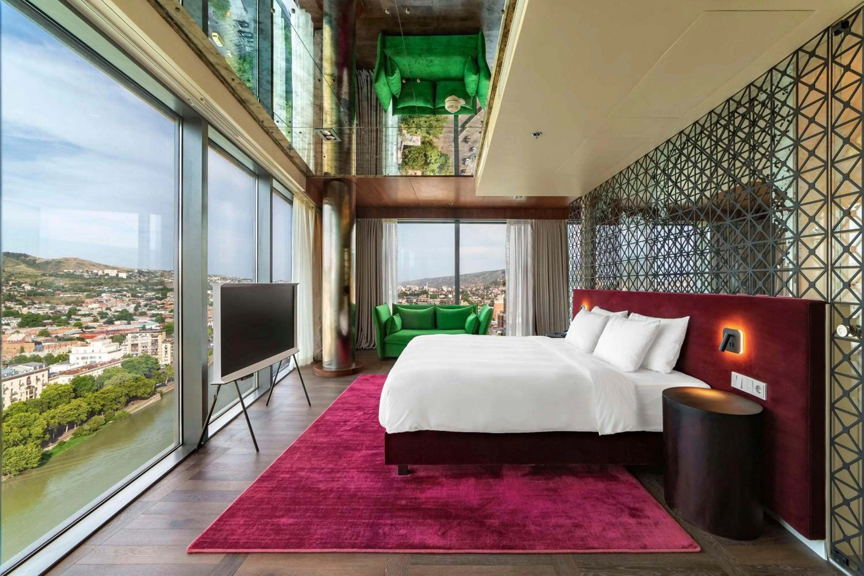 Photo of the whole room, Bed in Radisson Blu Iveria Hotel