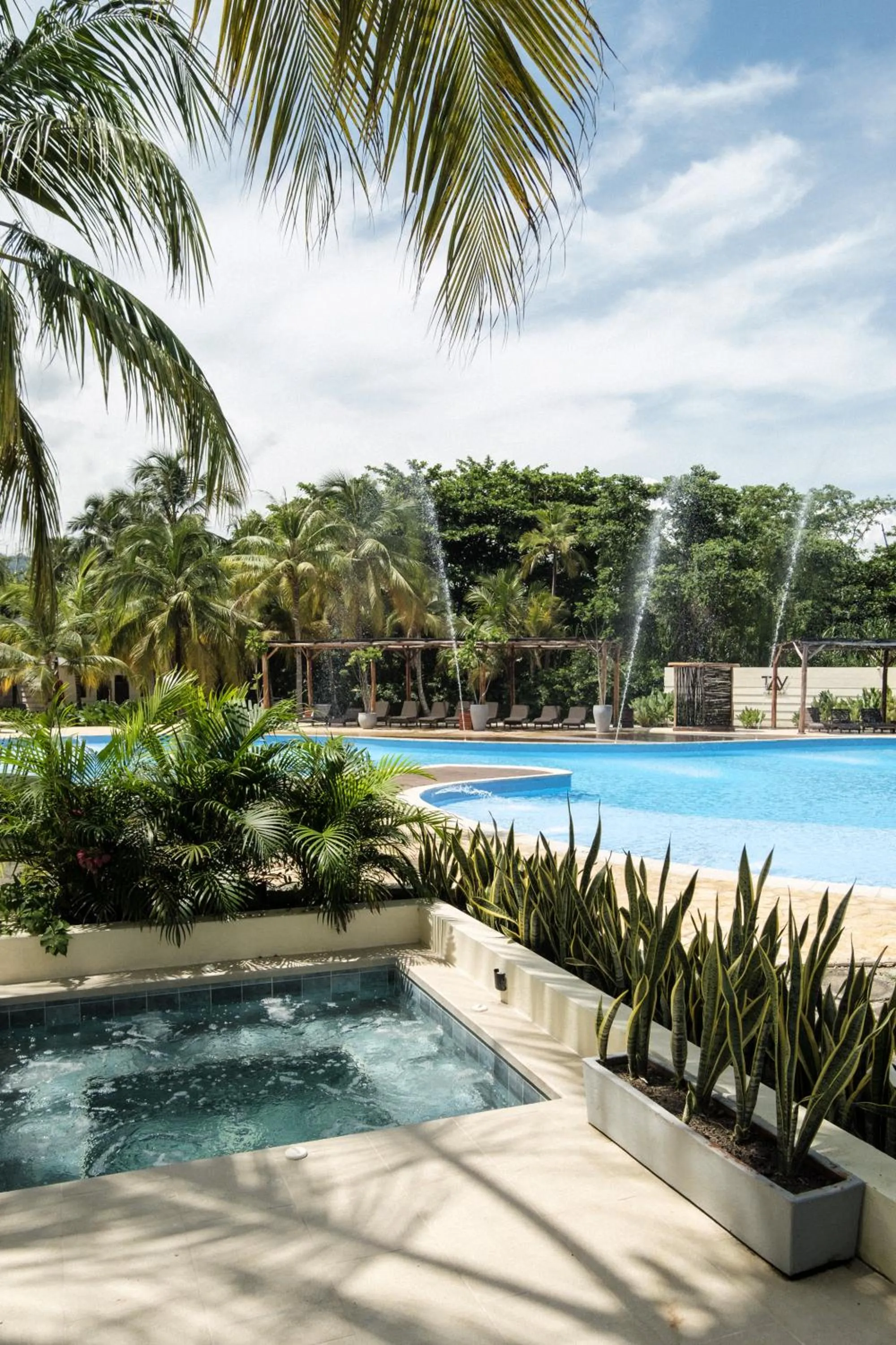 Hot Tub in Tay Beach Hotel Tayrona