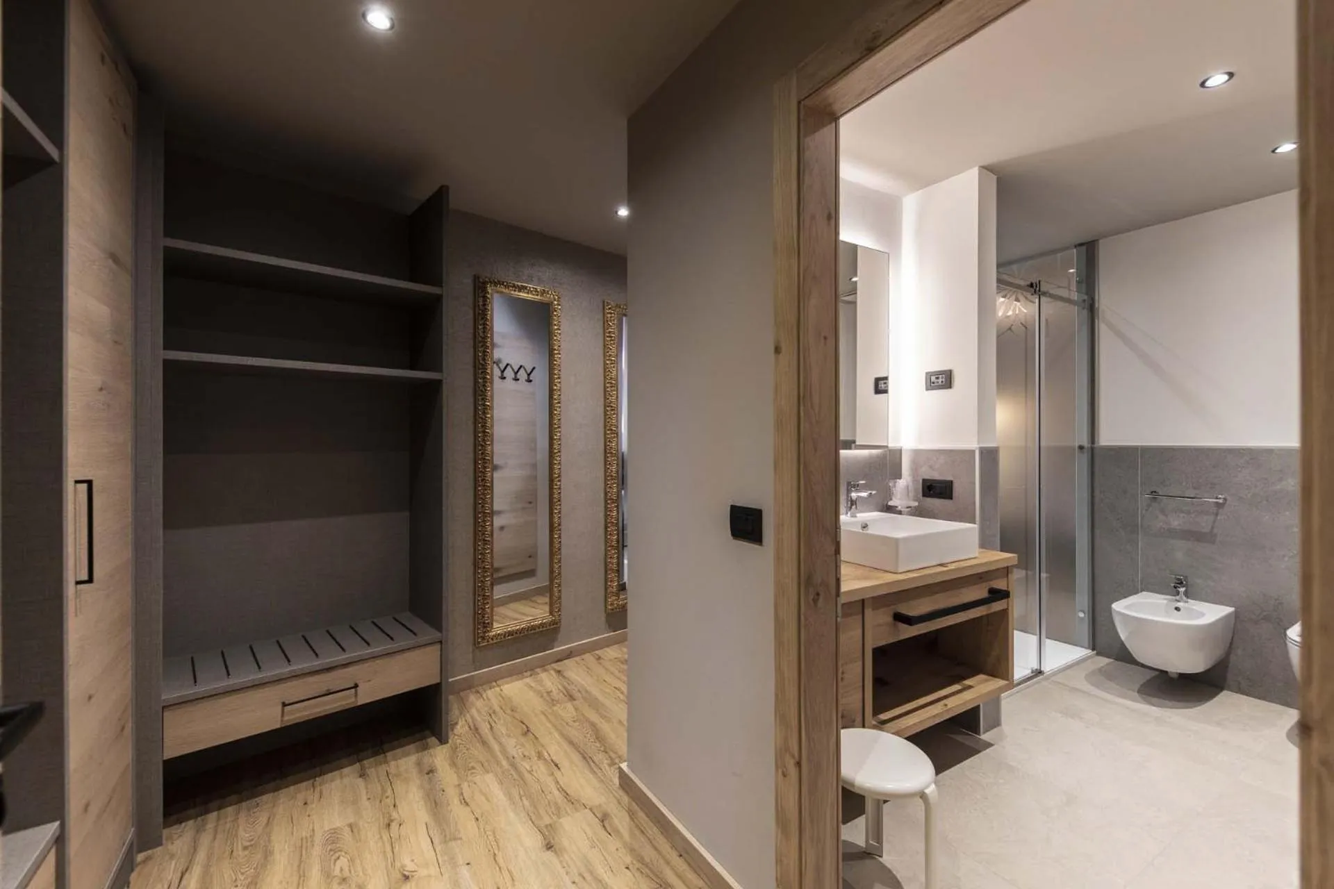 Bathroom in Ariston Lake View Hotel