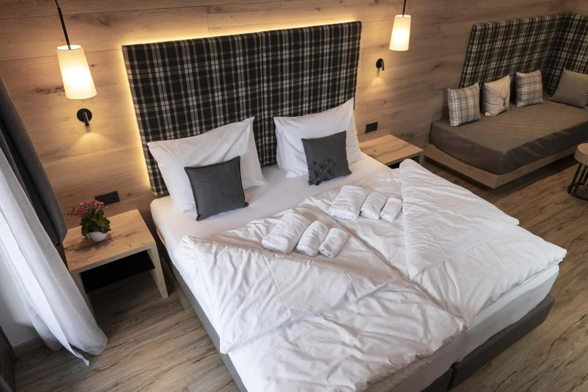 Bed in Ariston Lake View Hotel