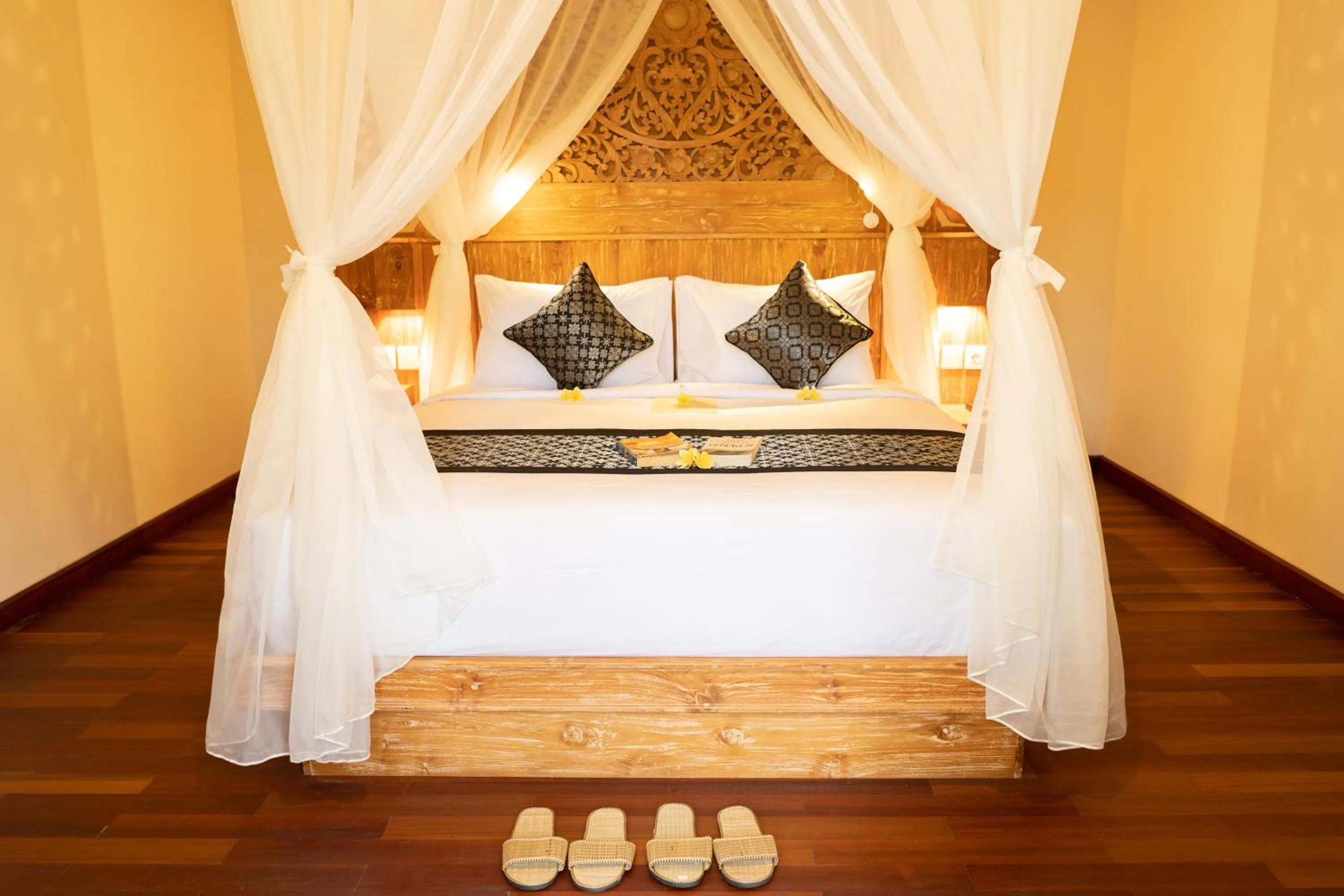 Bedroom, Bed in Ubud Inn Cottage by Prasi