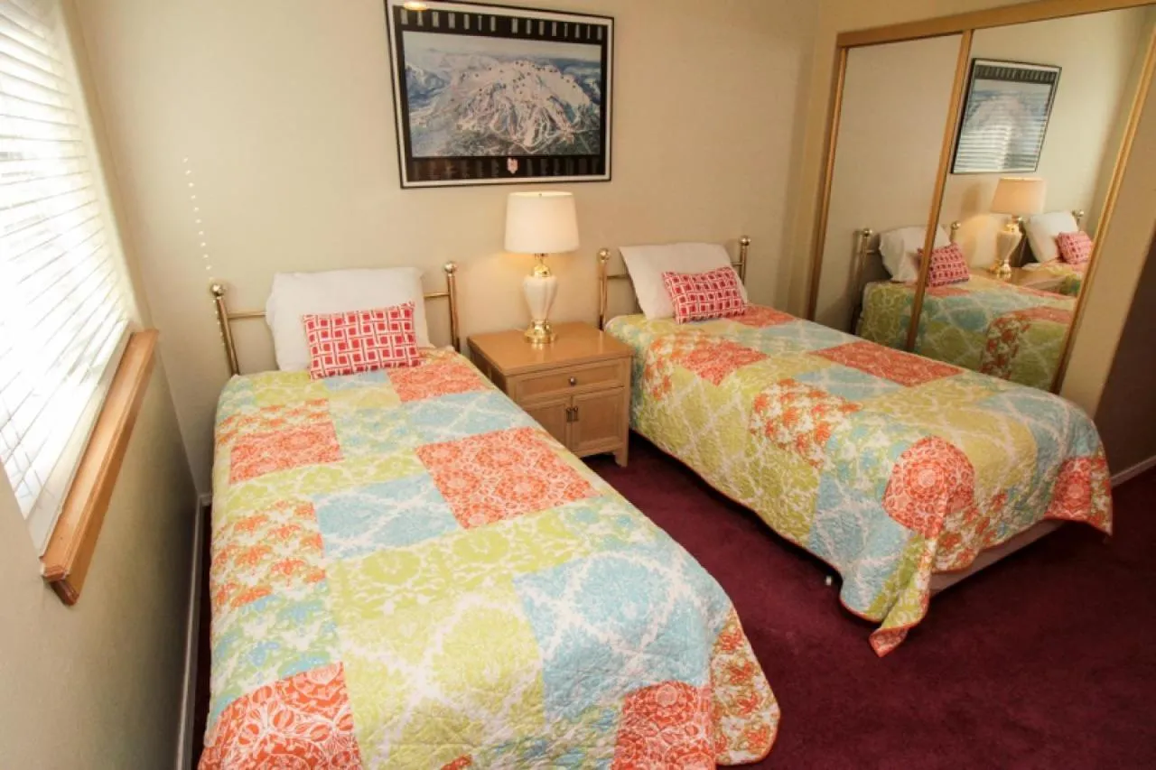 Bed in Silver Bear #40