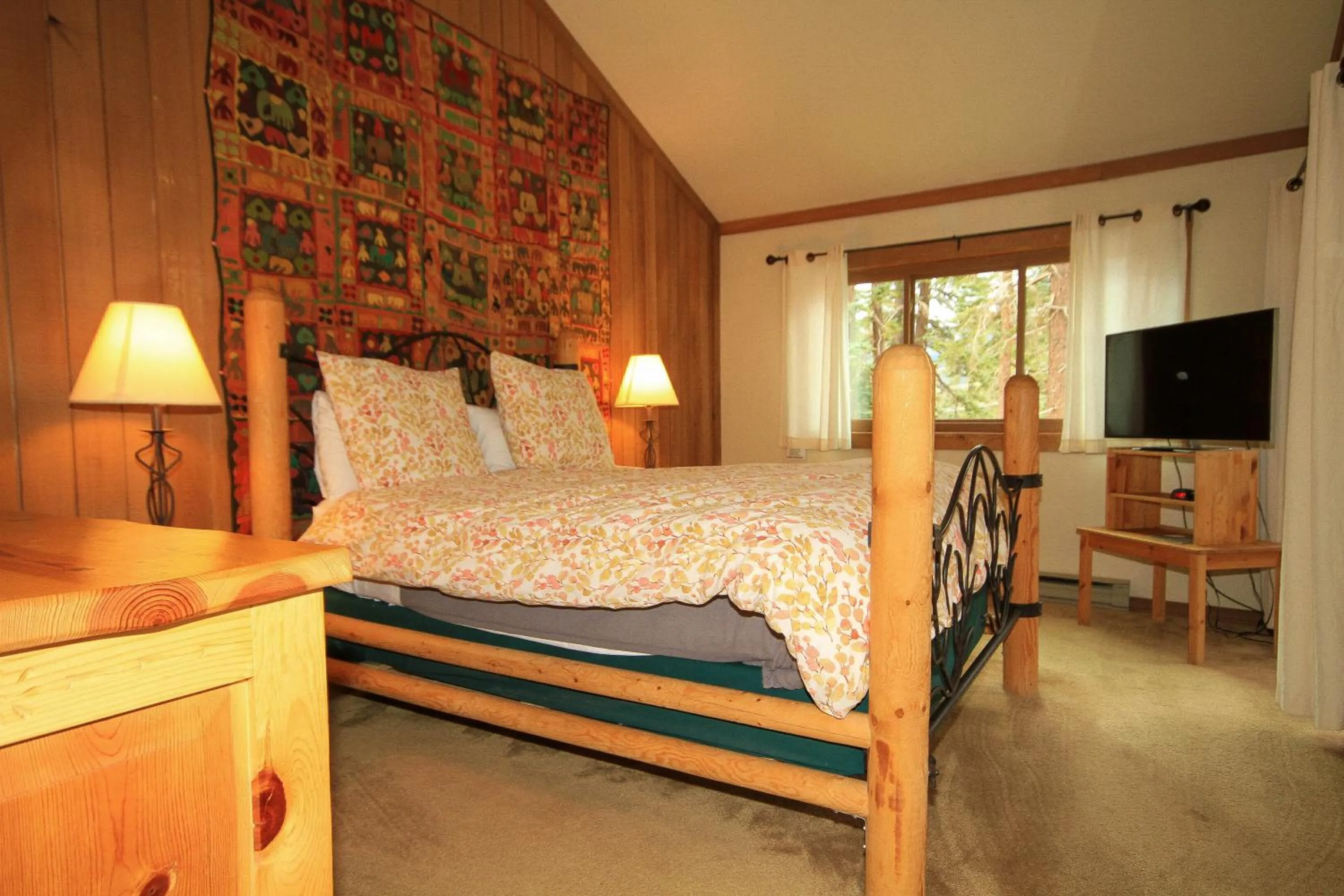 Other, Bed in Mountainback #117, Loft