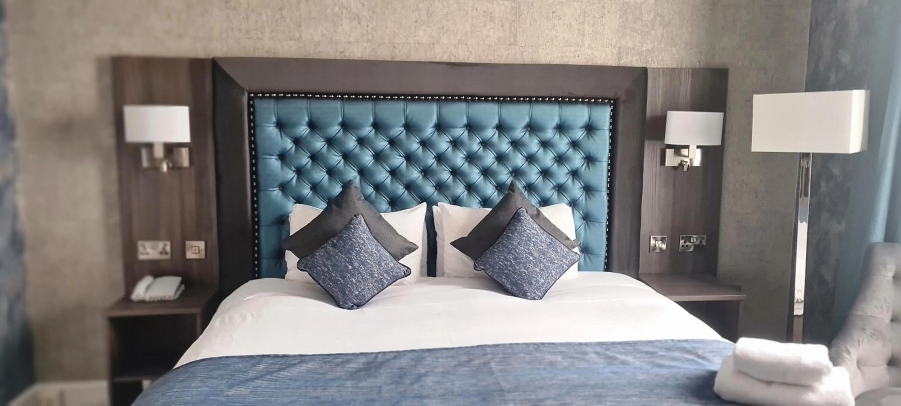 Bed in Dunmuir Hotel