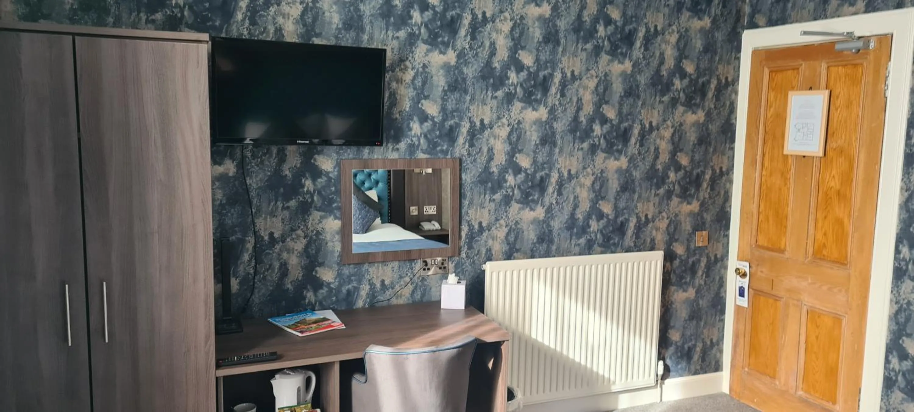 TV and multimedia in Dunmuir Hotel