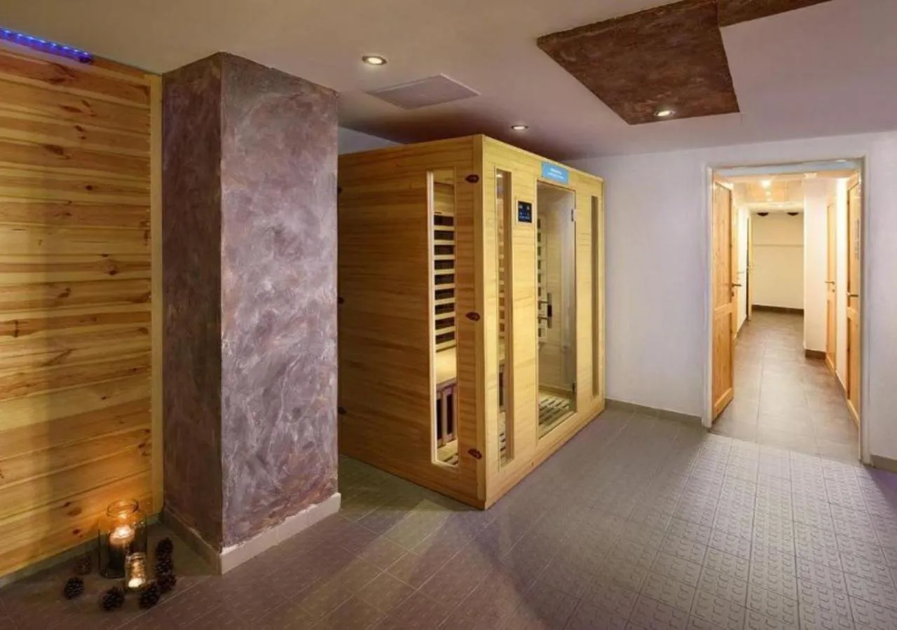 Sauna in Hotel SKI