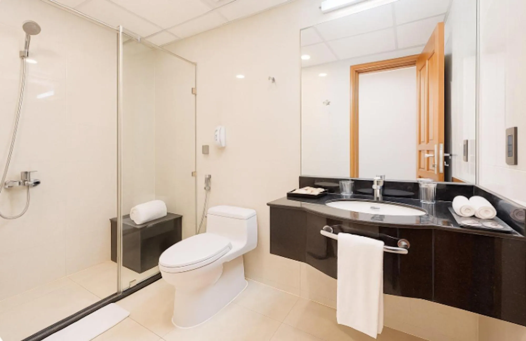 Toilet in Mercury Boutique Hotel