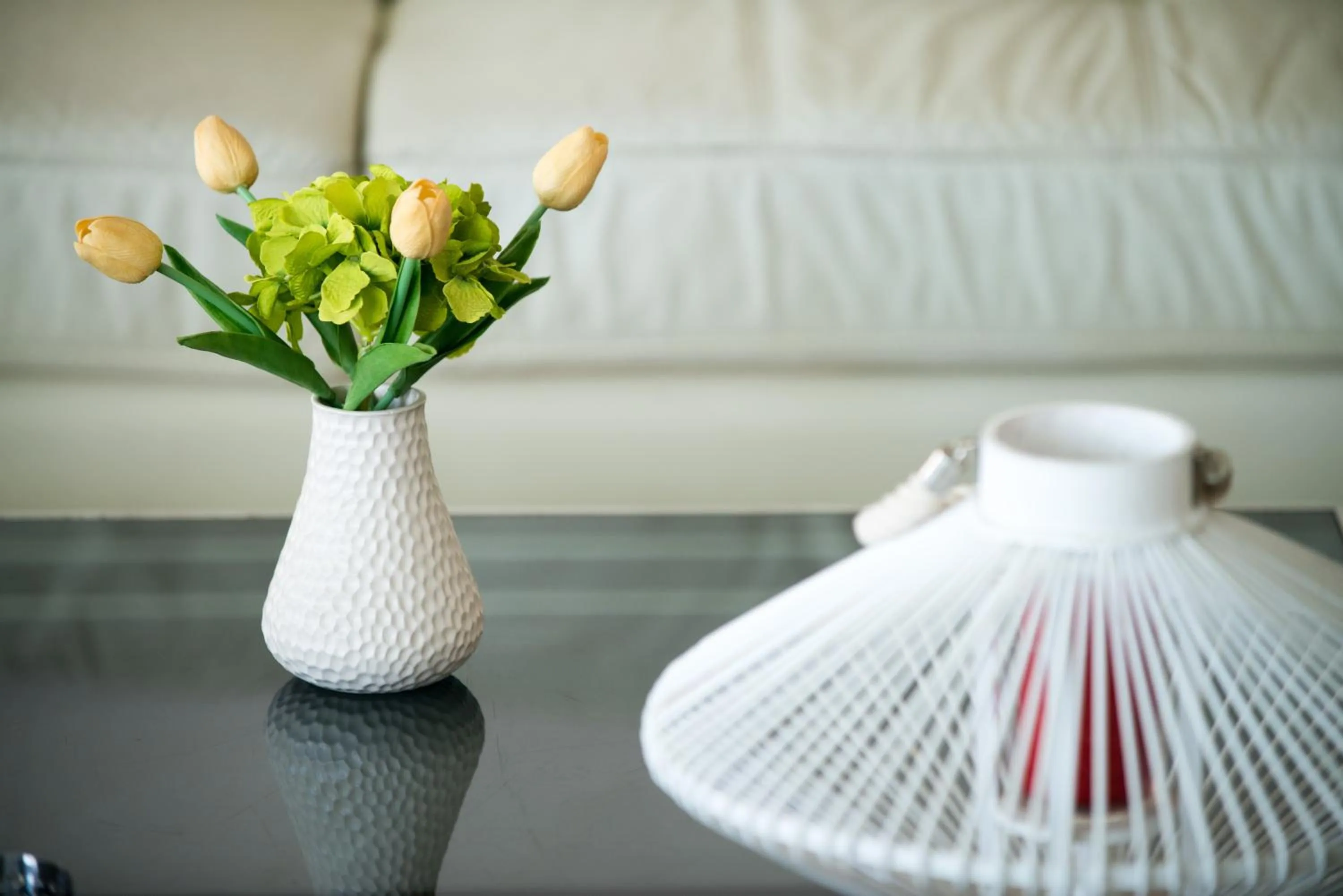 Communal lounge/ TV room in Cosmopolitan Hotel