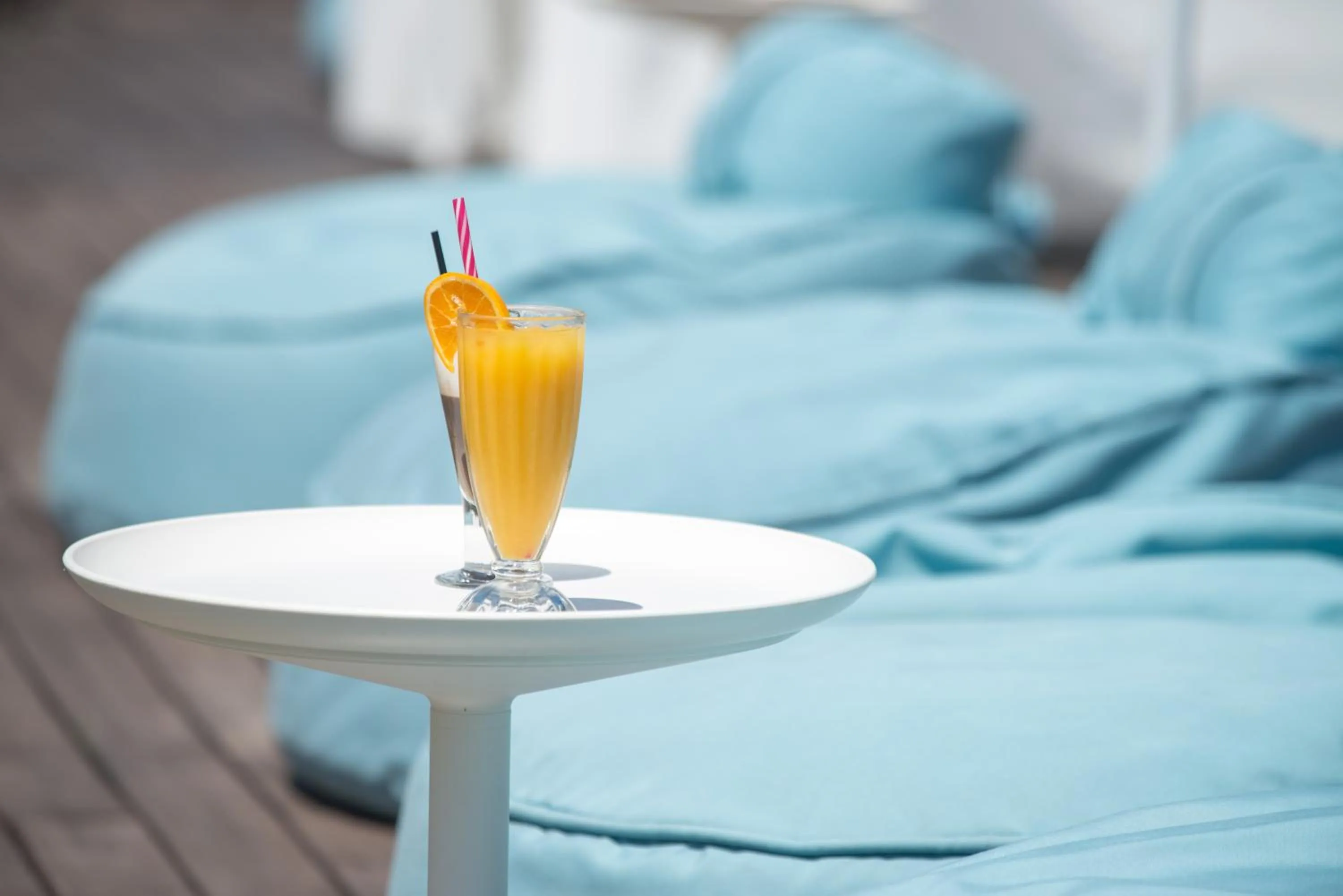 Swimming pool in Cosmopolitan Hotel