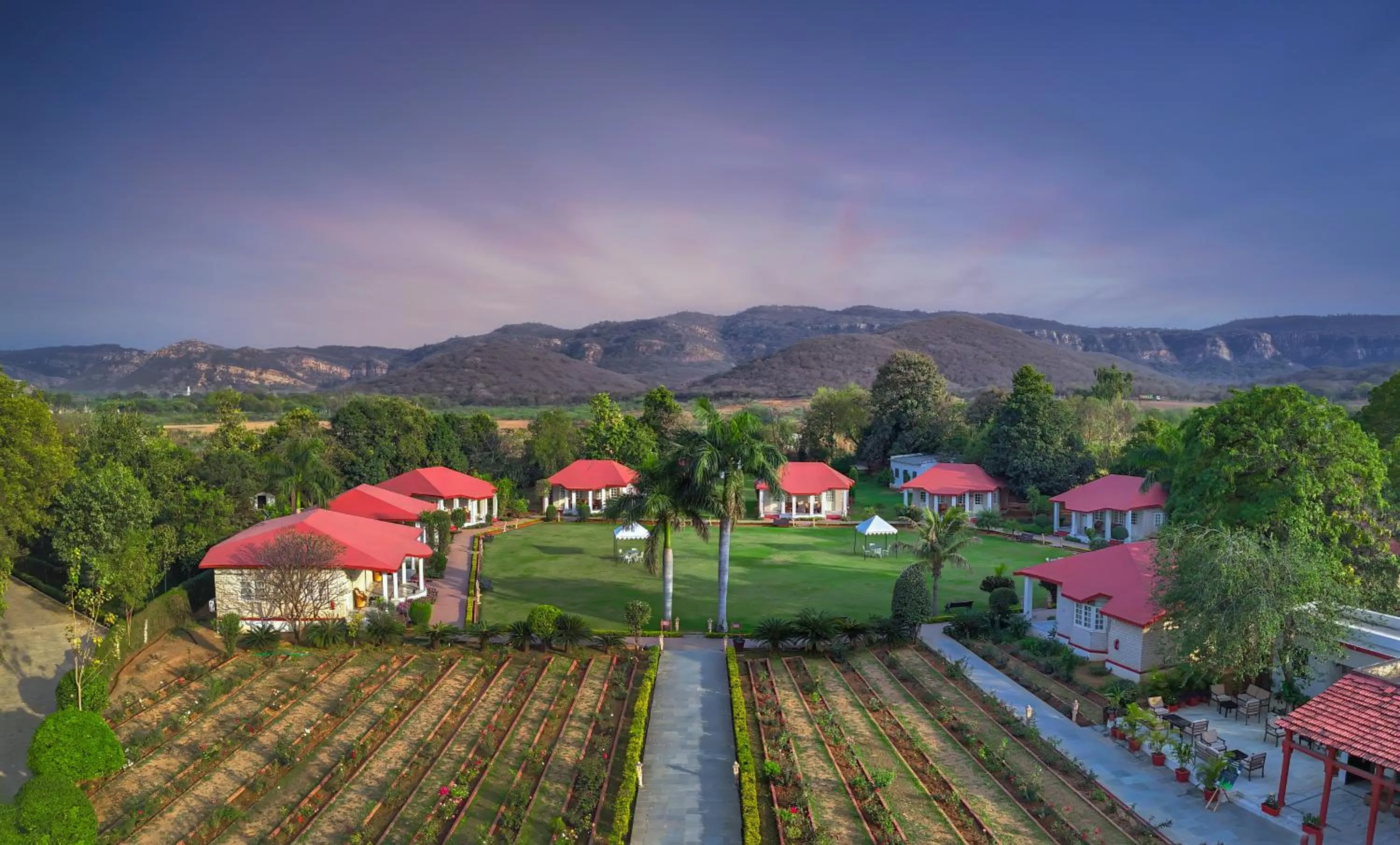 Tiger Den Resort