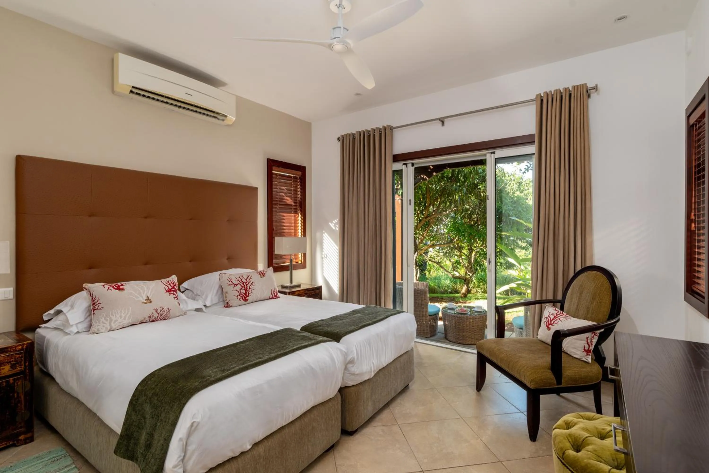 Bedroom, Bed in Heritage The Villas