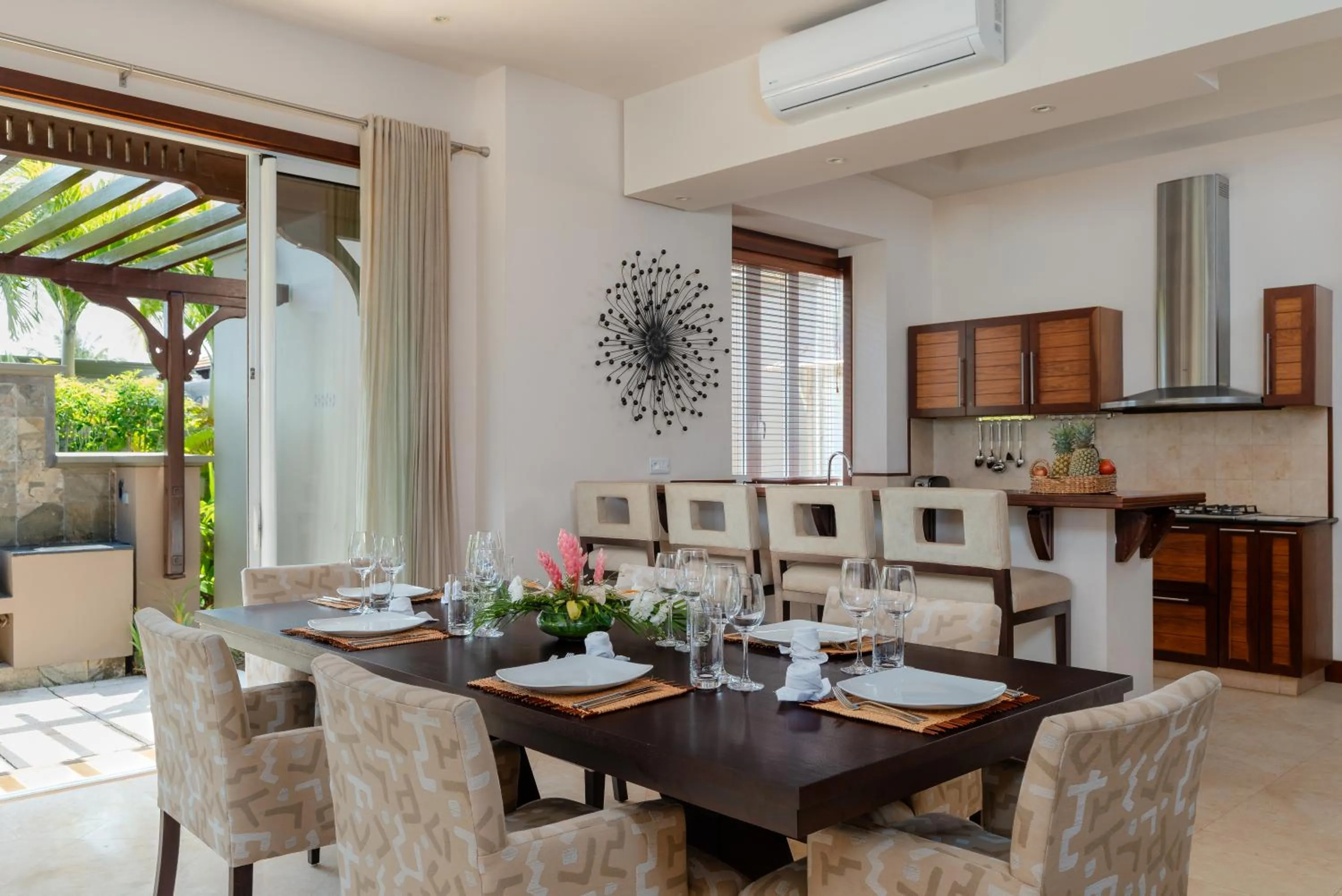 Kitchen or kitchenette in Heritage The Villas