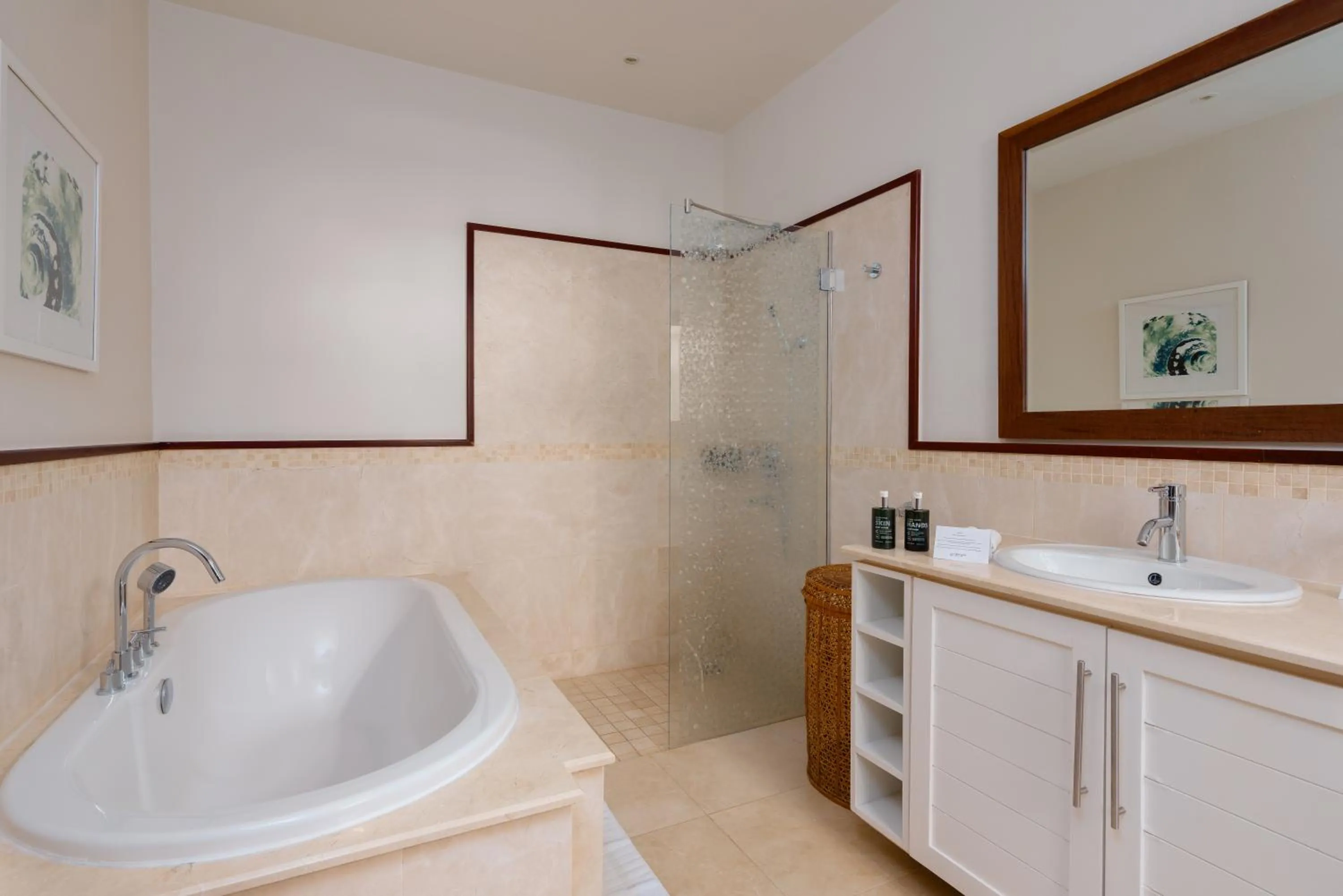 Shower in Heritage The Villas