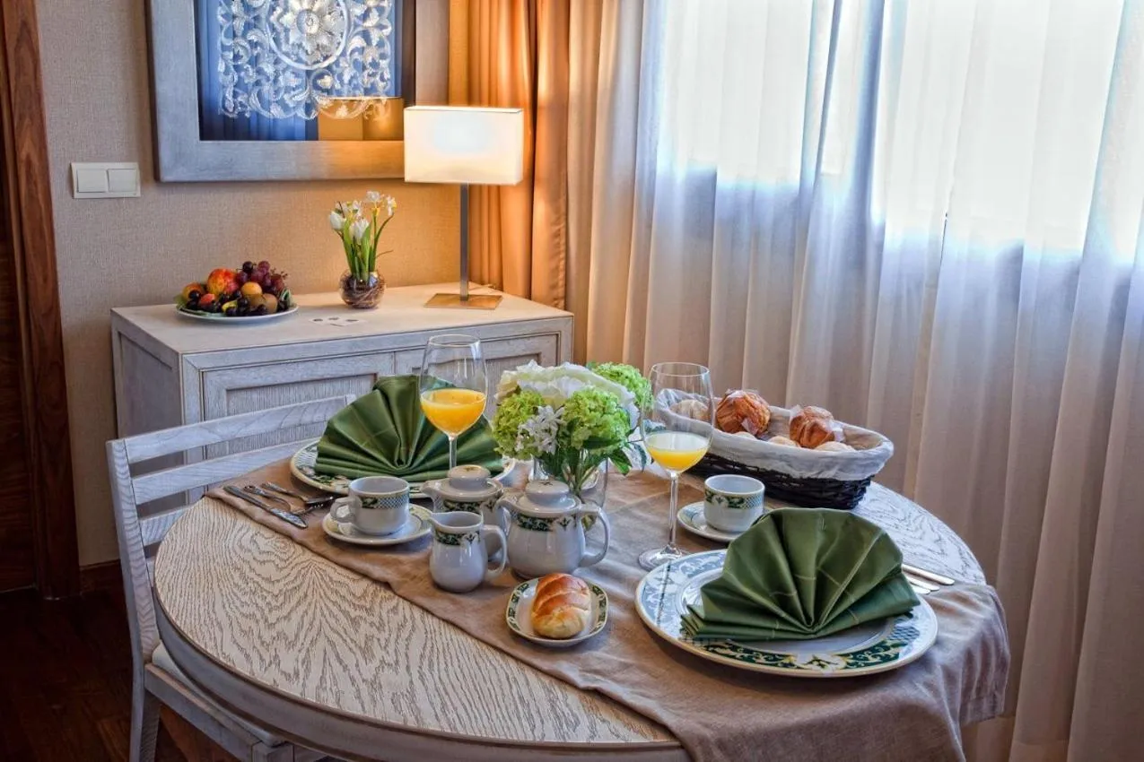 Food and drinks in Hotel Os Olivos