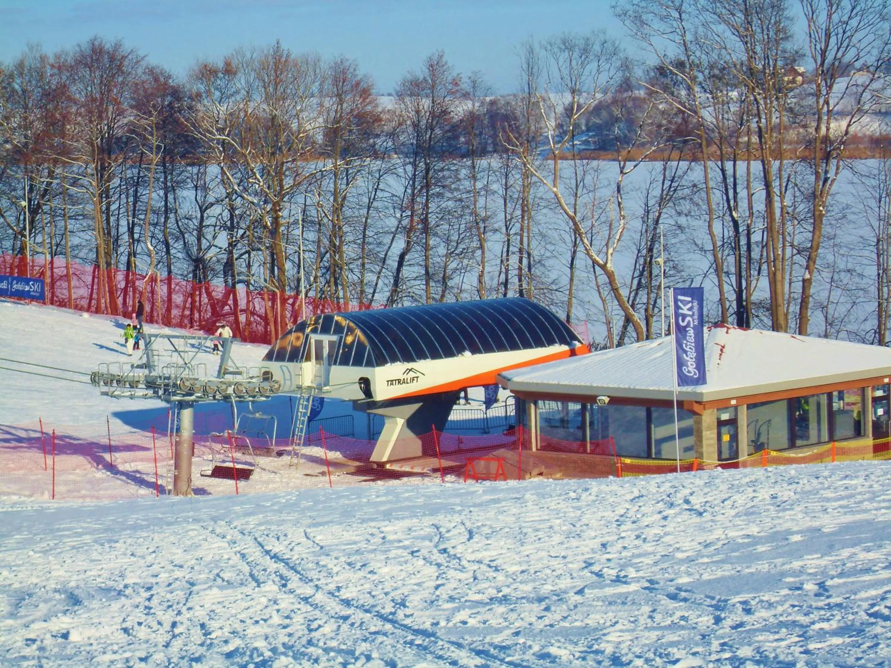 Skiing in Willa Cyklada, grill, śniadania, jezioro,przystań,tawerna-200m, park linowy-400m, centrum,aquapark-900m