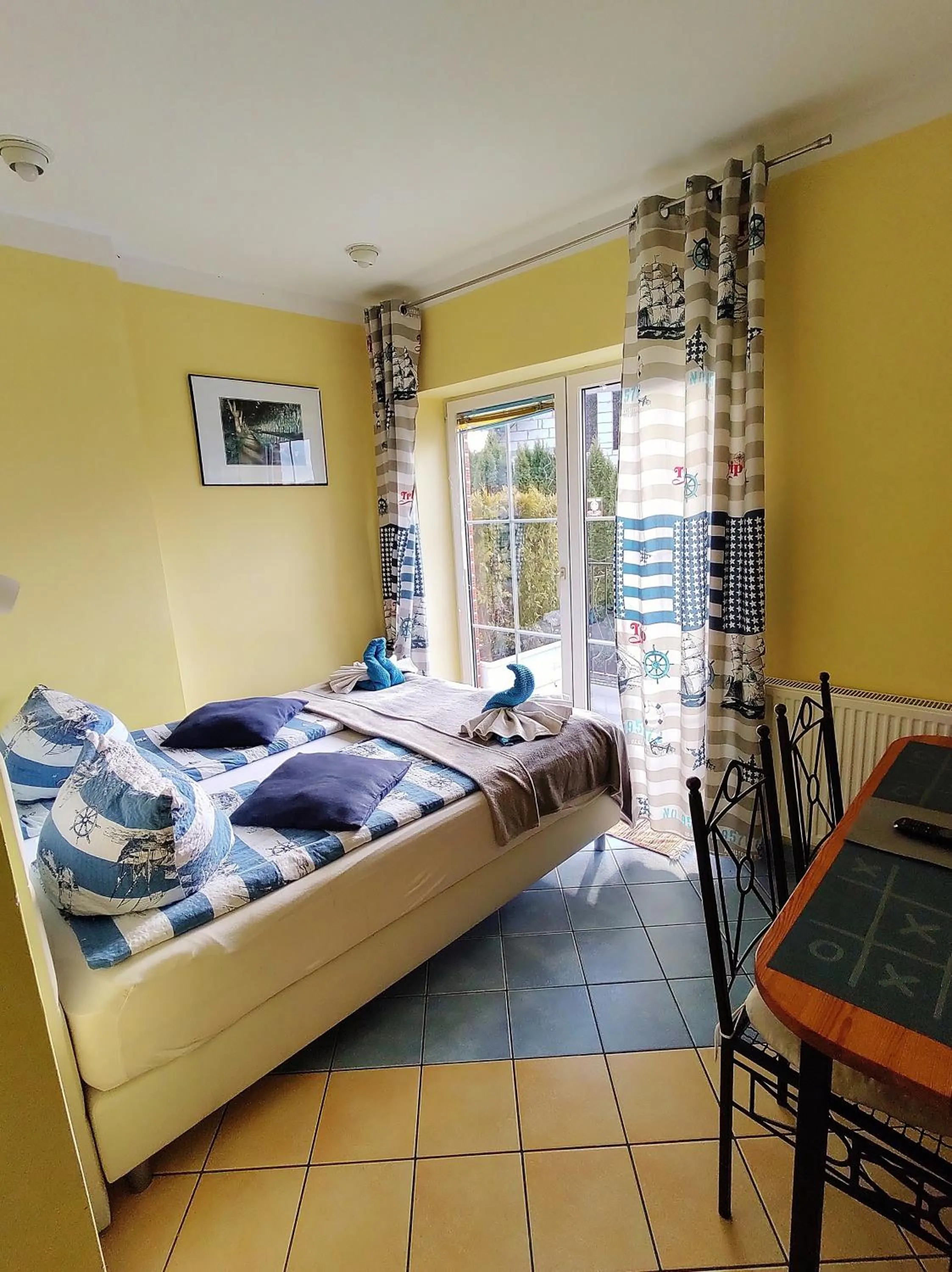 Bed in Willa Cyklada, grill, śniadania, jezioro,przystań,tawerna-200m, park linowy-400m, centrum,aquapark-900m