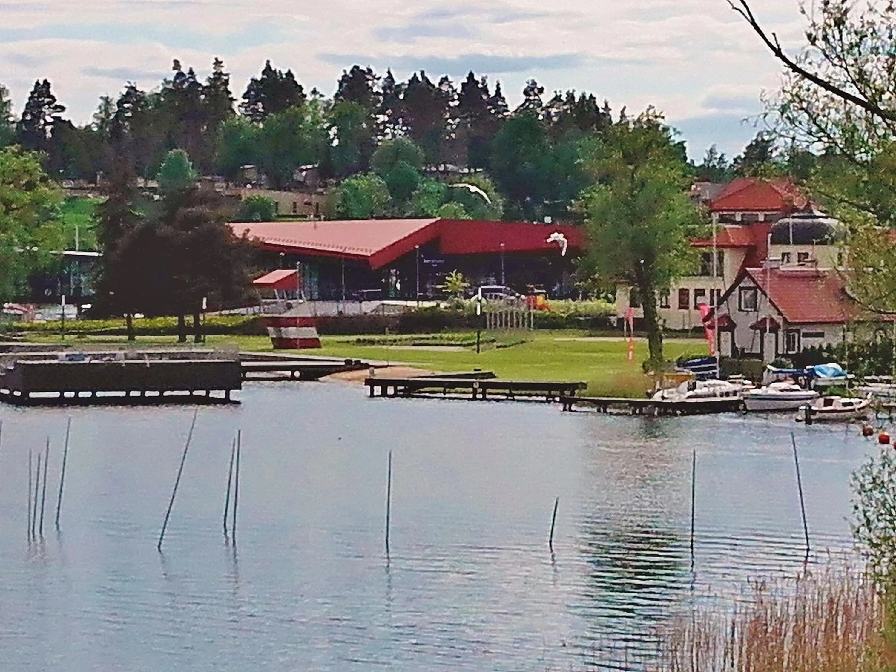 Off site in Willa Cyklada, grill, śniadania, jezioro,przystań,tawerna-200m, park linowy-400m, centrum,aquapark-900m