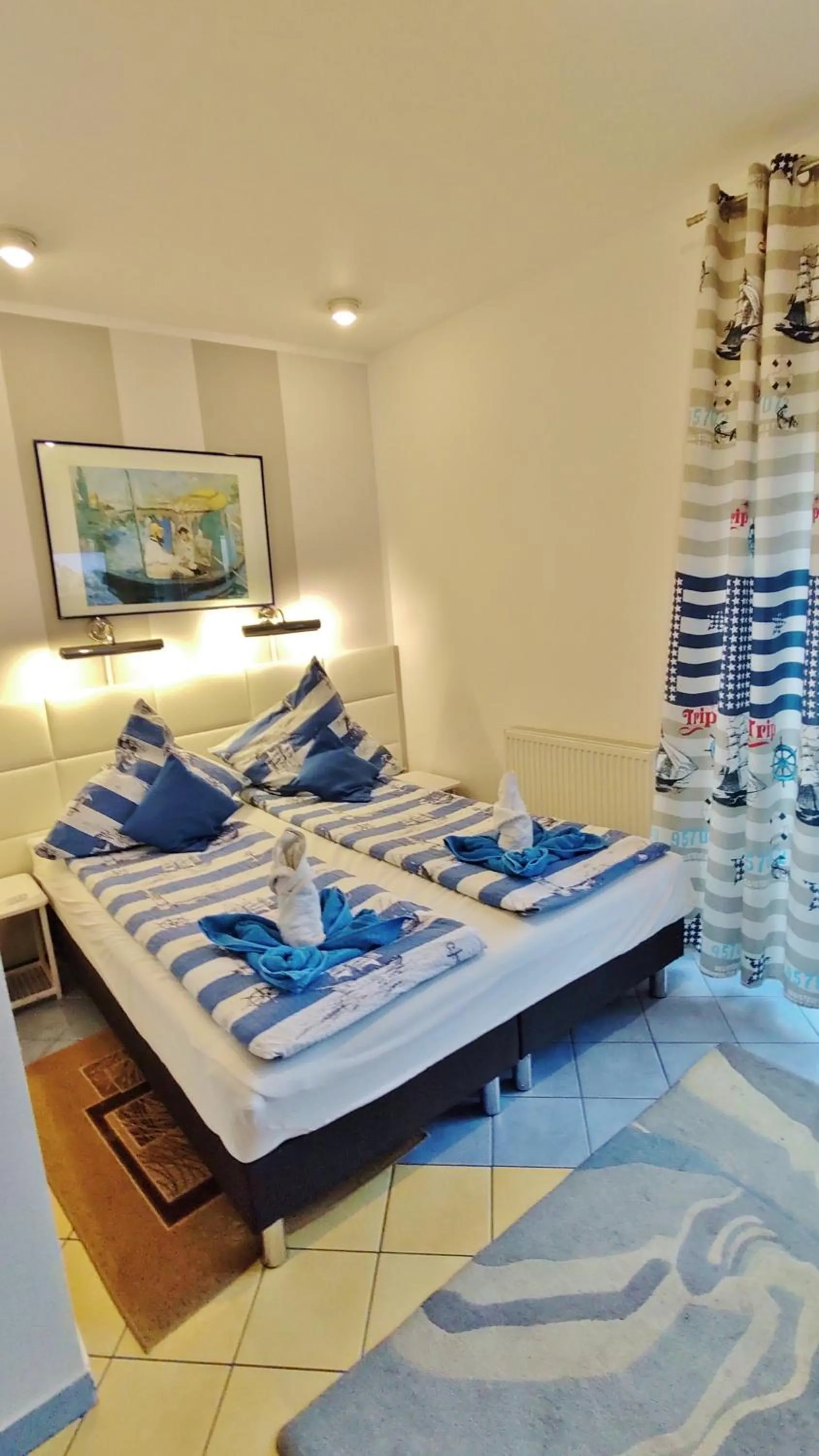 Bed in Willa Cyklada, grill, śniadania, jezioro,przystań,tawerna-200m, park linowy-400m, centrum,aquapark-900m