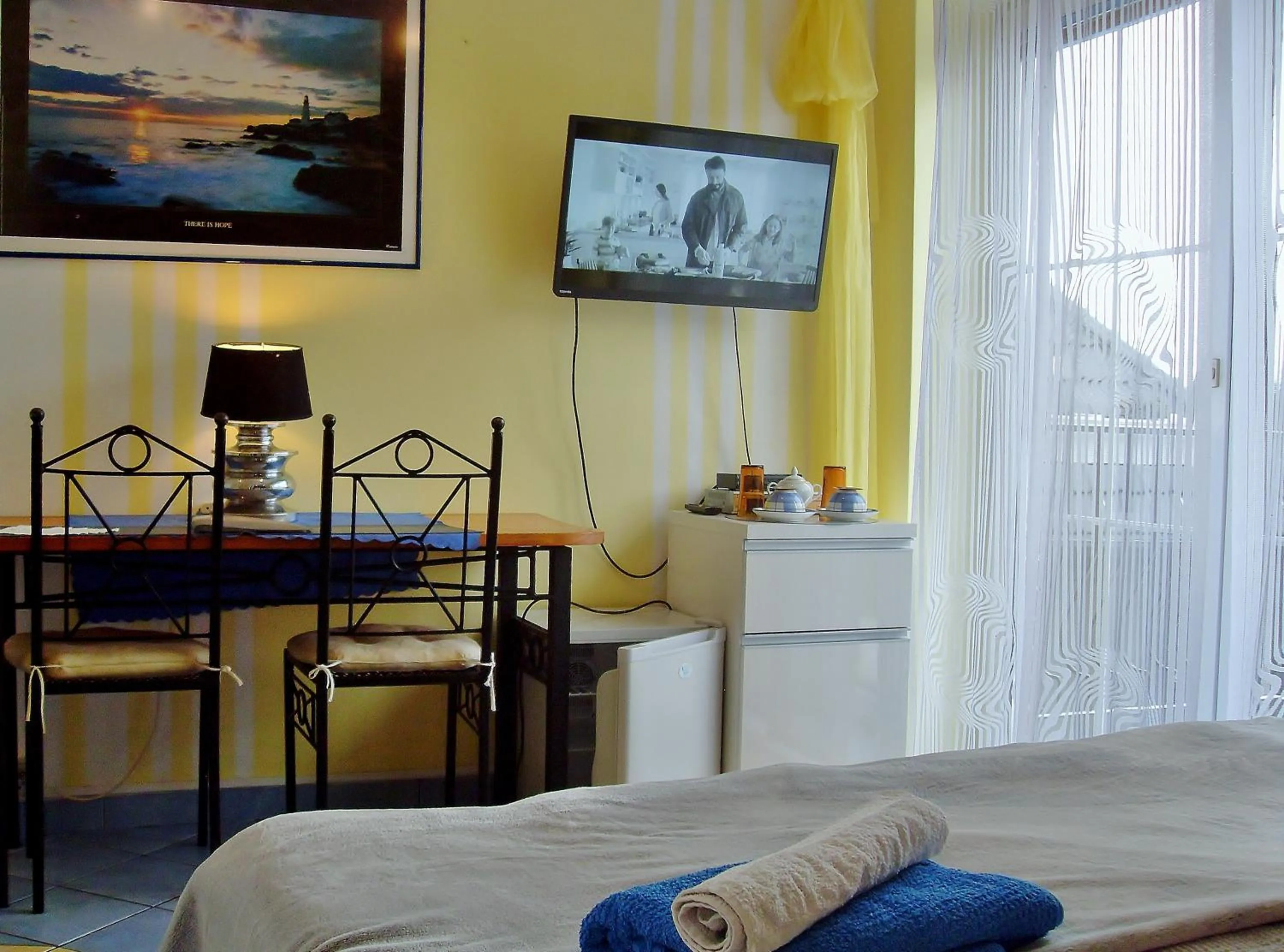 Bed in Willa Cyklada, grill, śniadania, jezioro,przystań,tawerna-200m, park linowy-400m, centrum,aquapark-900m