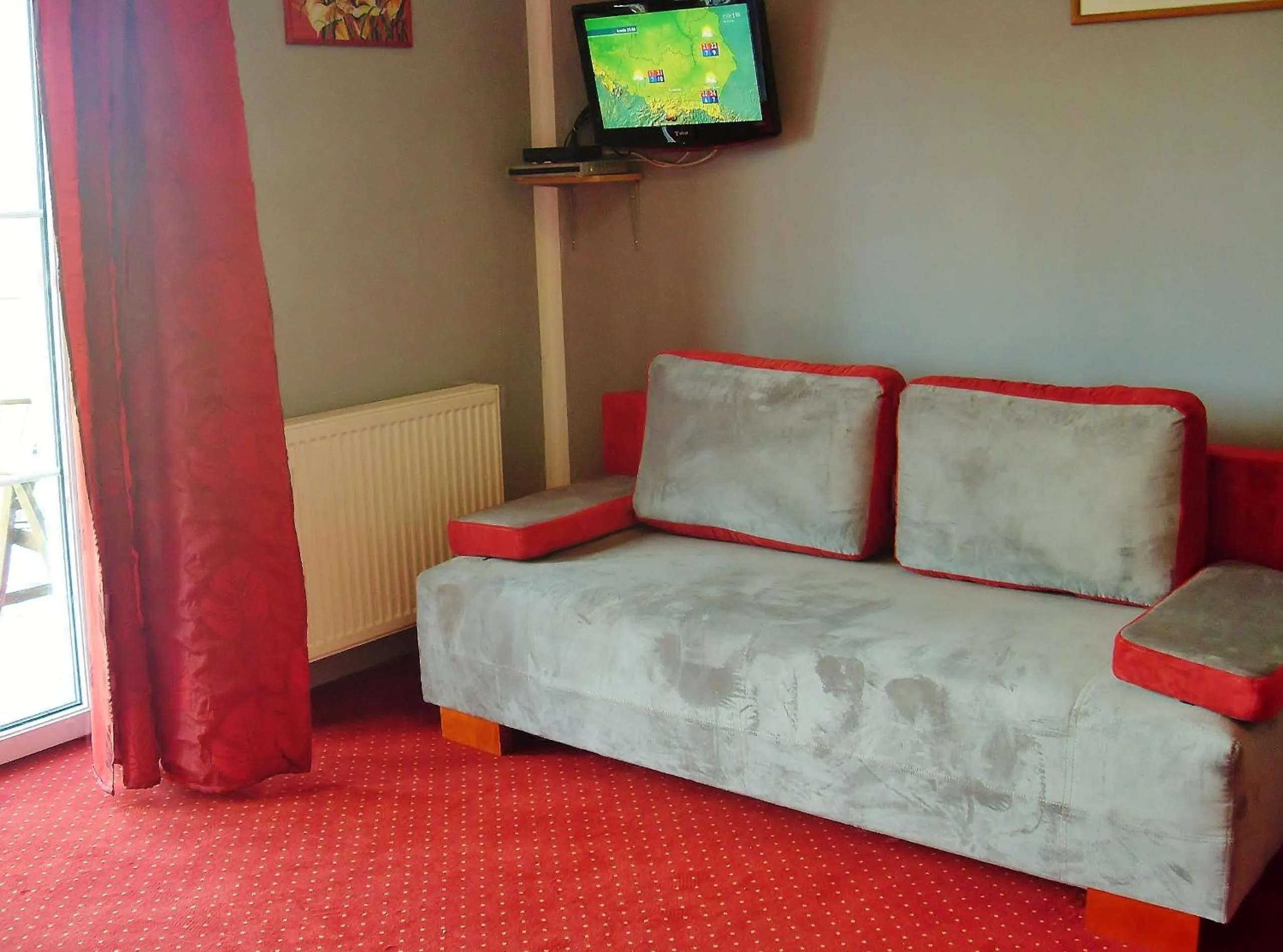 Bedroom in Willa Cyklada, grill, śniadania, jezioro,przystań,tawerna-200m, park linowy-400m, centrum,aquapark-900m