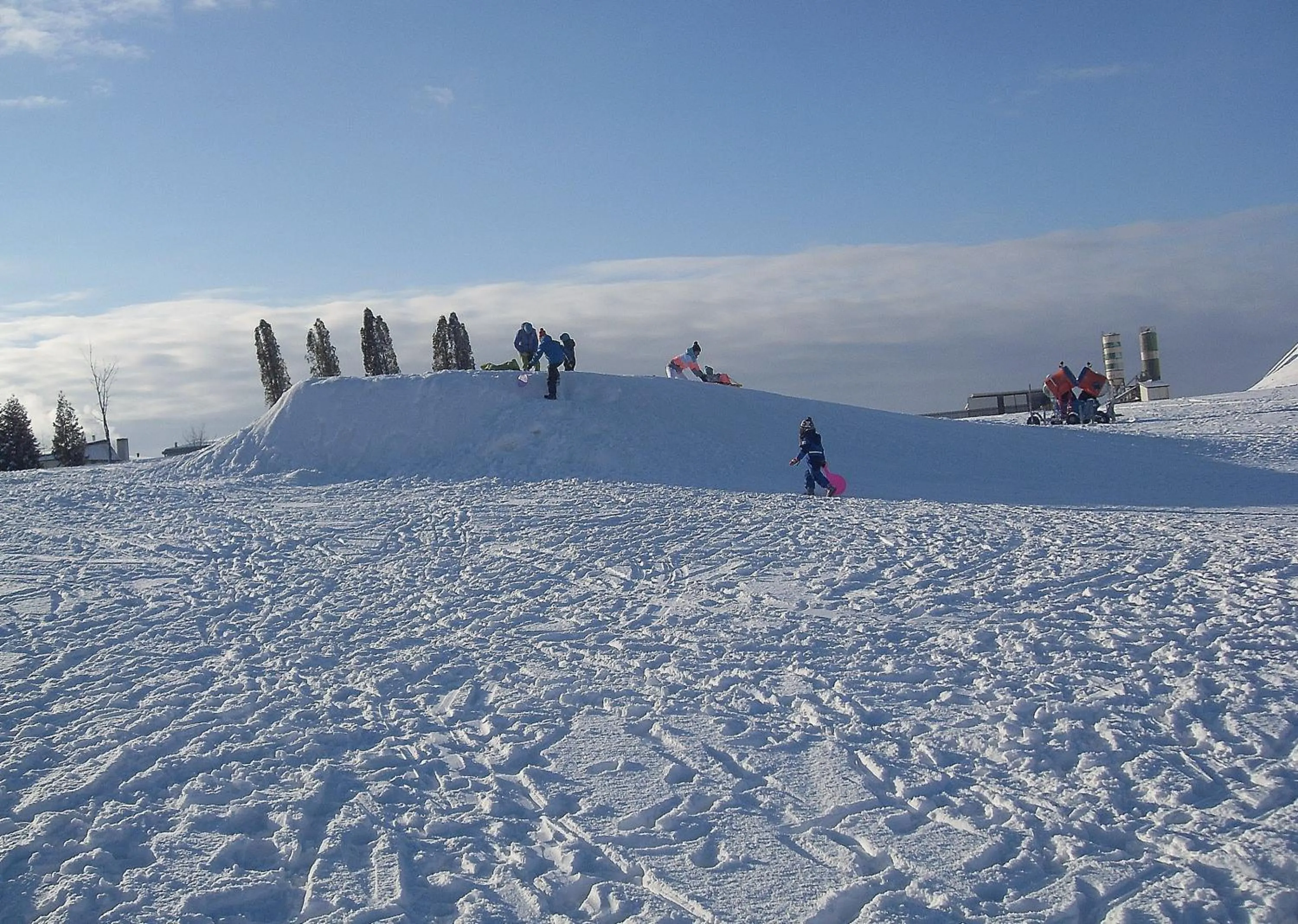 Activities in Willa Cyklada, grill, śniadania, jezioro,przystań,tawerna-200m, park linowy-400m, centrum,aquapark-900m