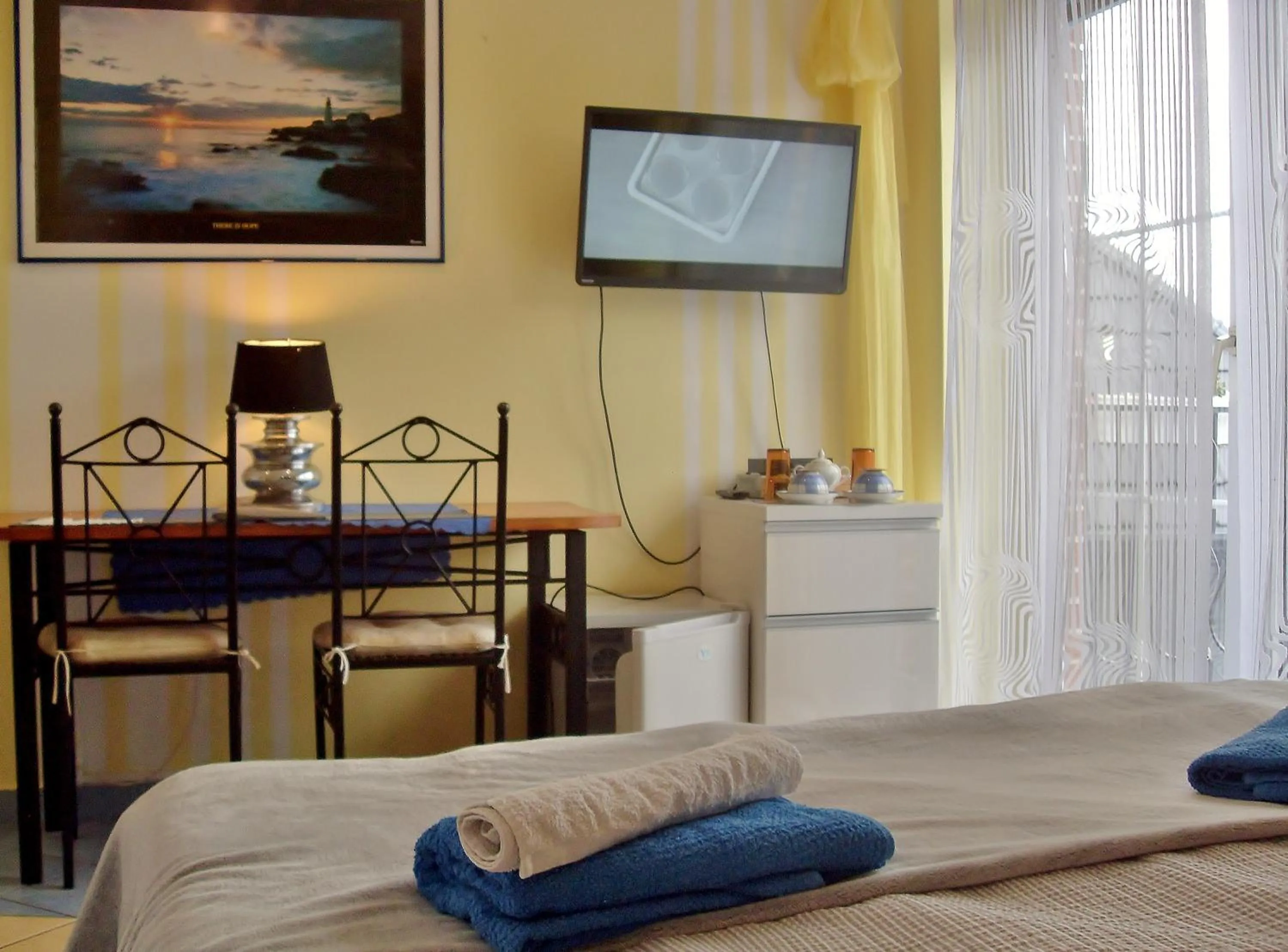 Food and drinks in Willa Cyklada, grill, śniadania, jezioro,przystań,tawerna-200m, park linowy-400m, centrum,aquapark-900m