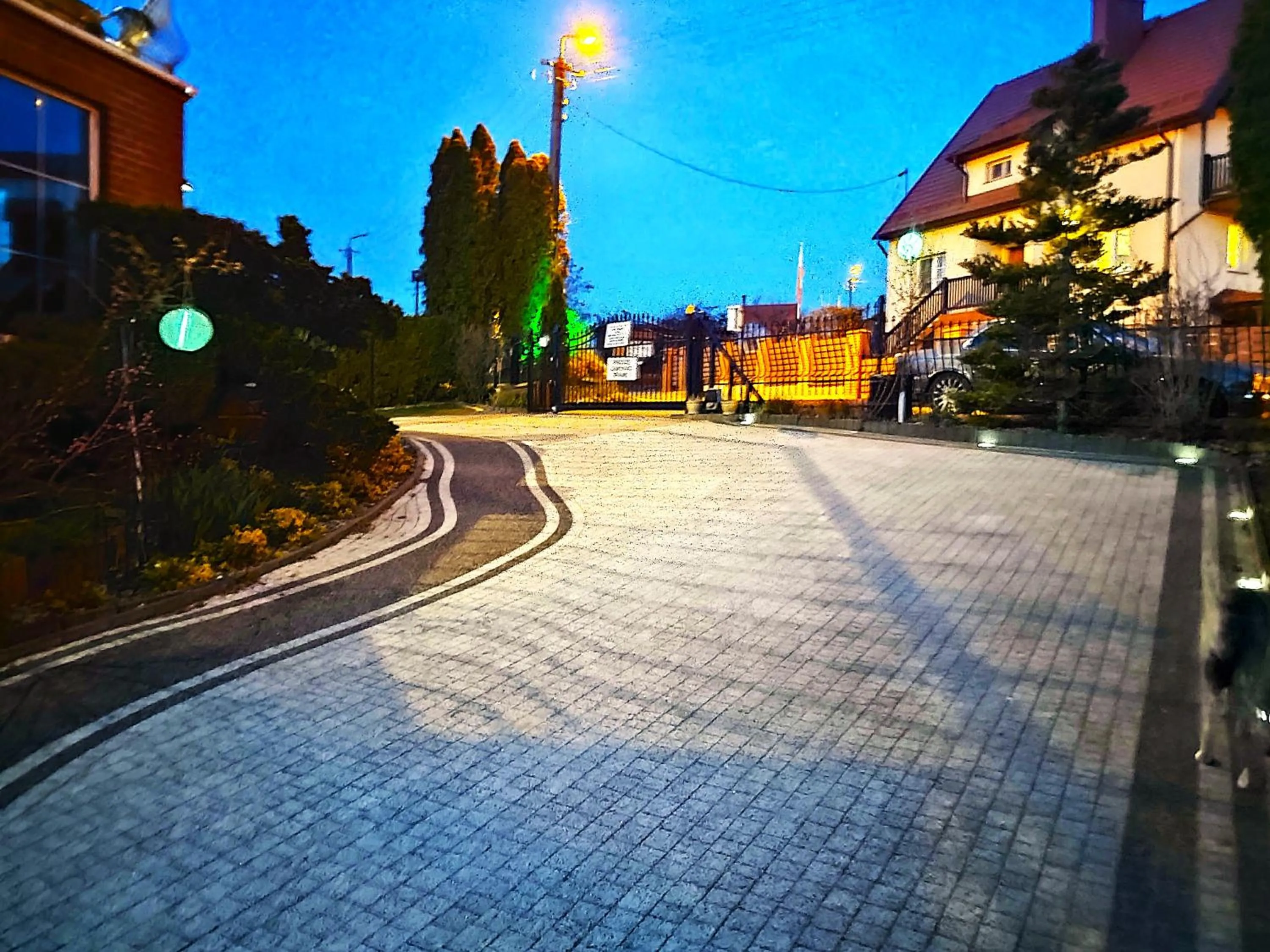 Parking in Willa Cyklada, grill, śniadania, jezioro,przystań,tawerna-200m, park linowy-400m, centrum,aquapark-900m