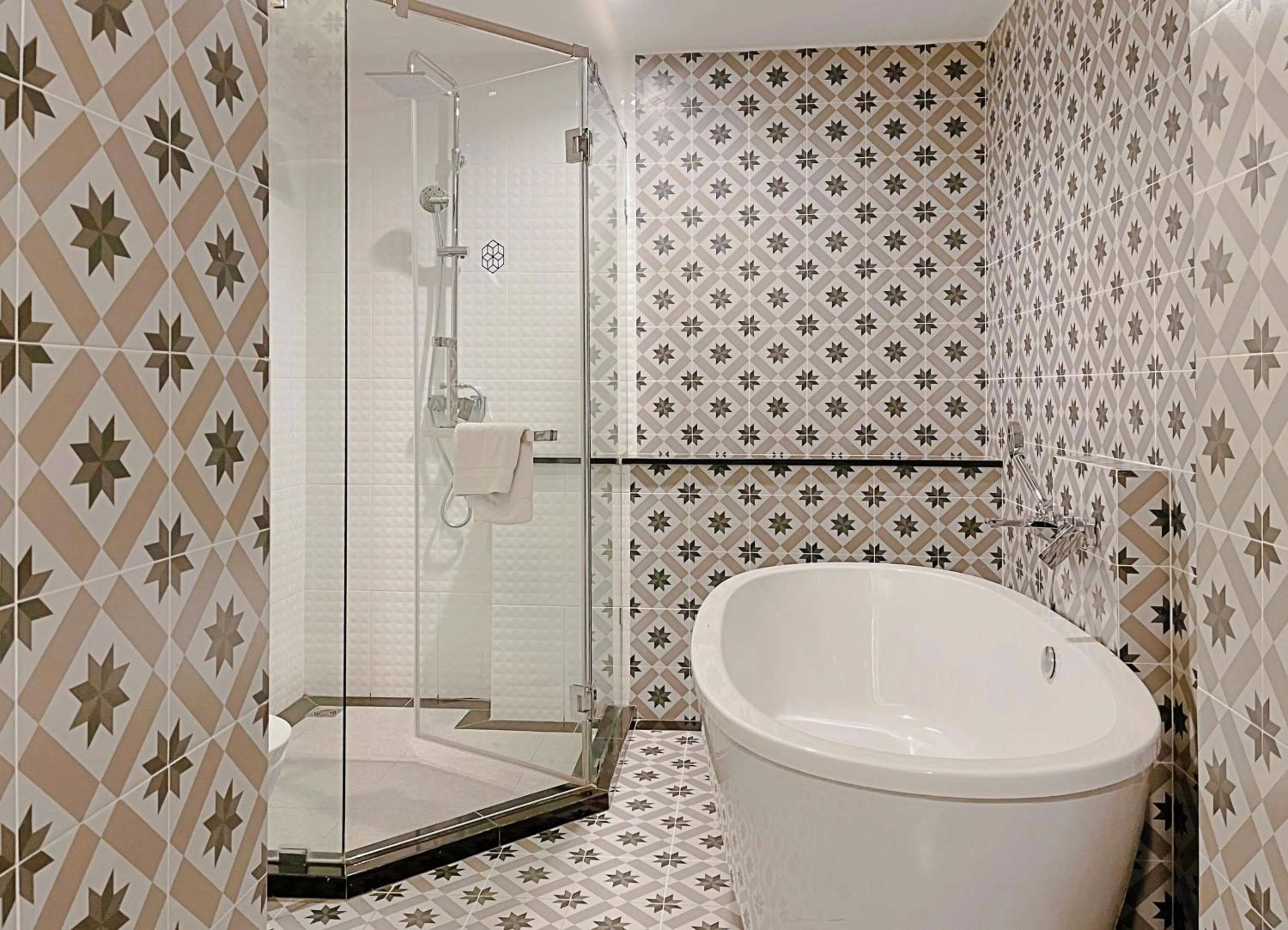 Bathroom in Chezzotel Pattaya