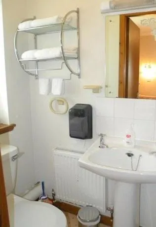 Bathroom in Alltonside Guest House