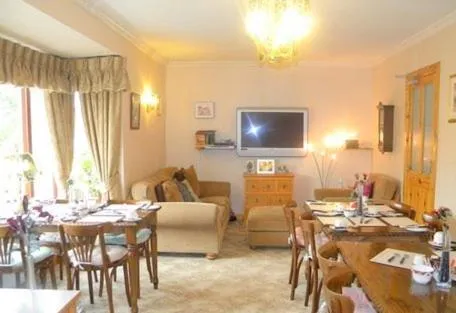 Restaurant/places to eat in Alltonside Guest House