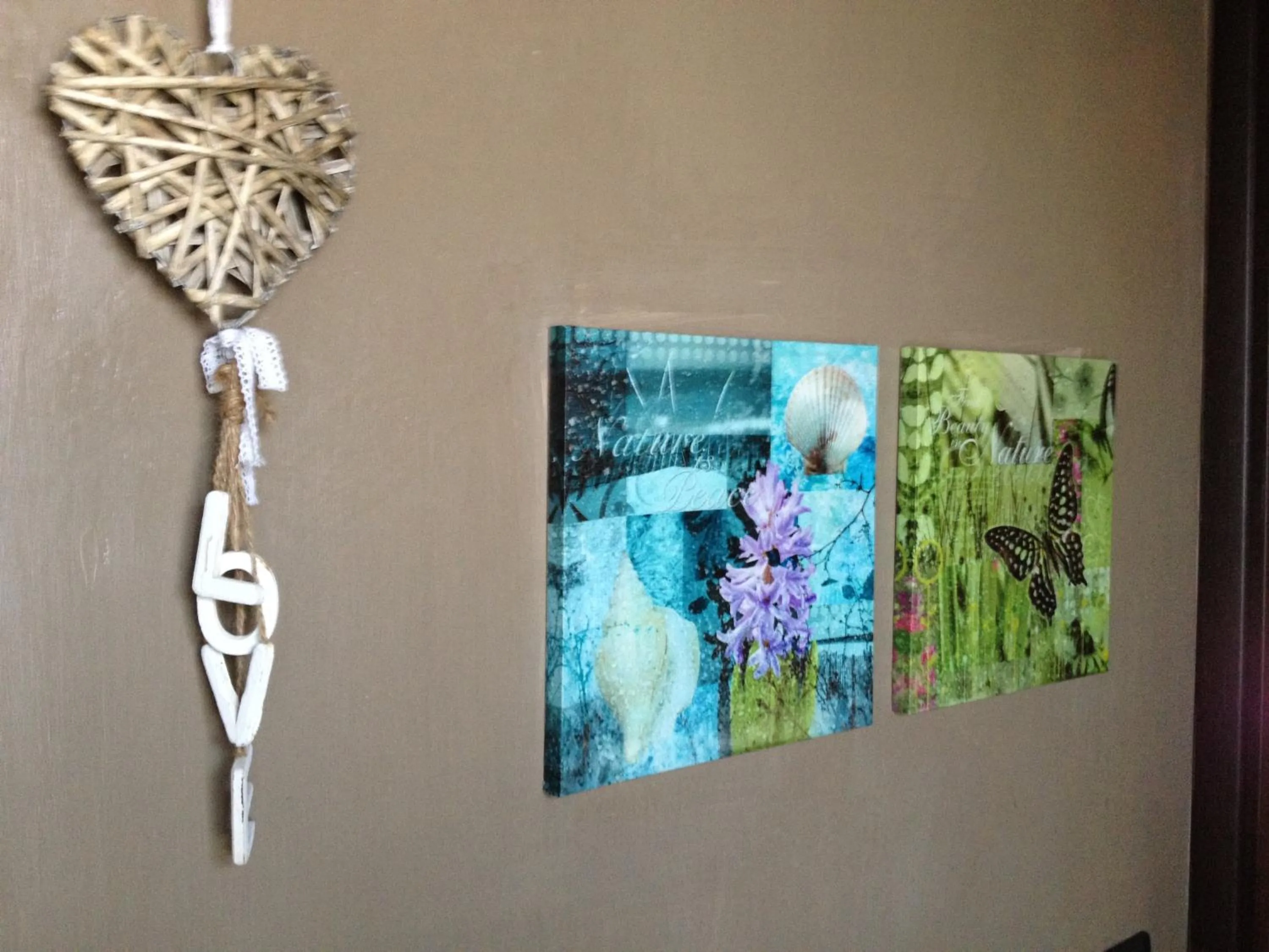 Decorative detail in Casa Bona