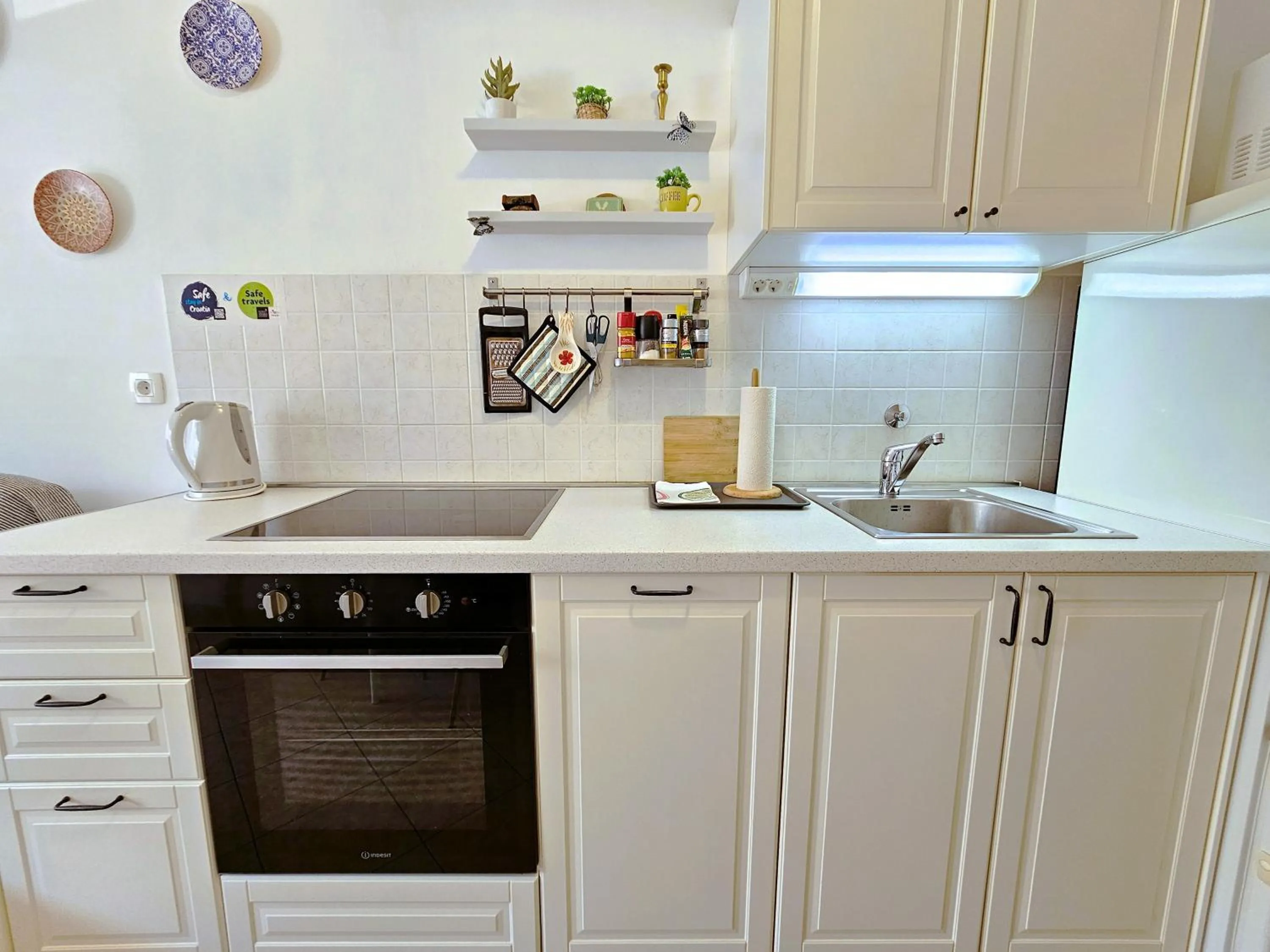 Kitchen or kitchenette in Apartment Romana with a spacious terrace