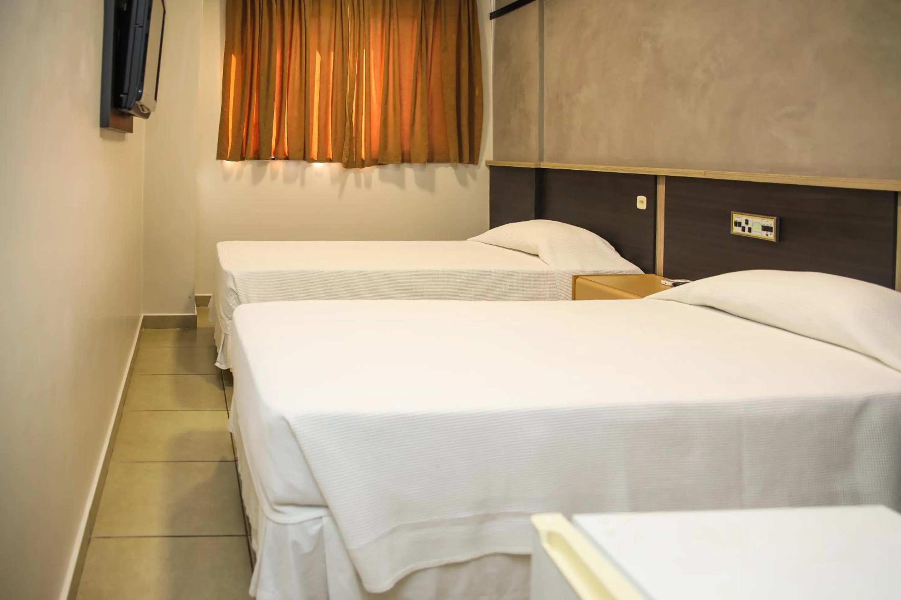 Bedroom, Bed in Rede Andrade Vivaldi