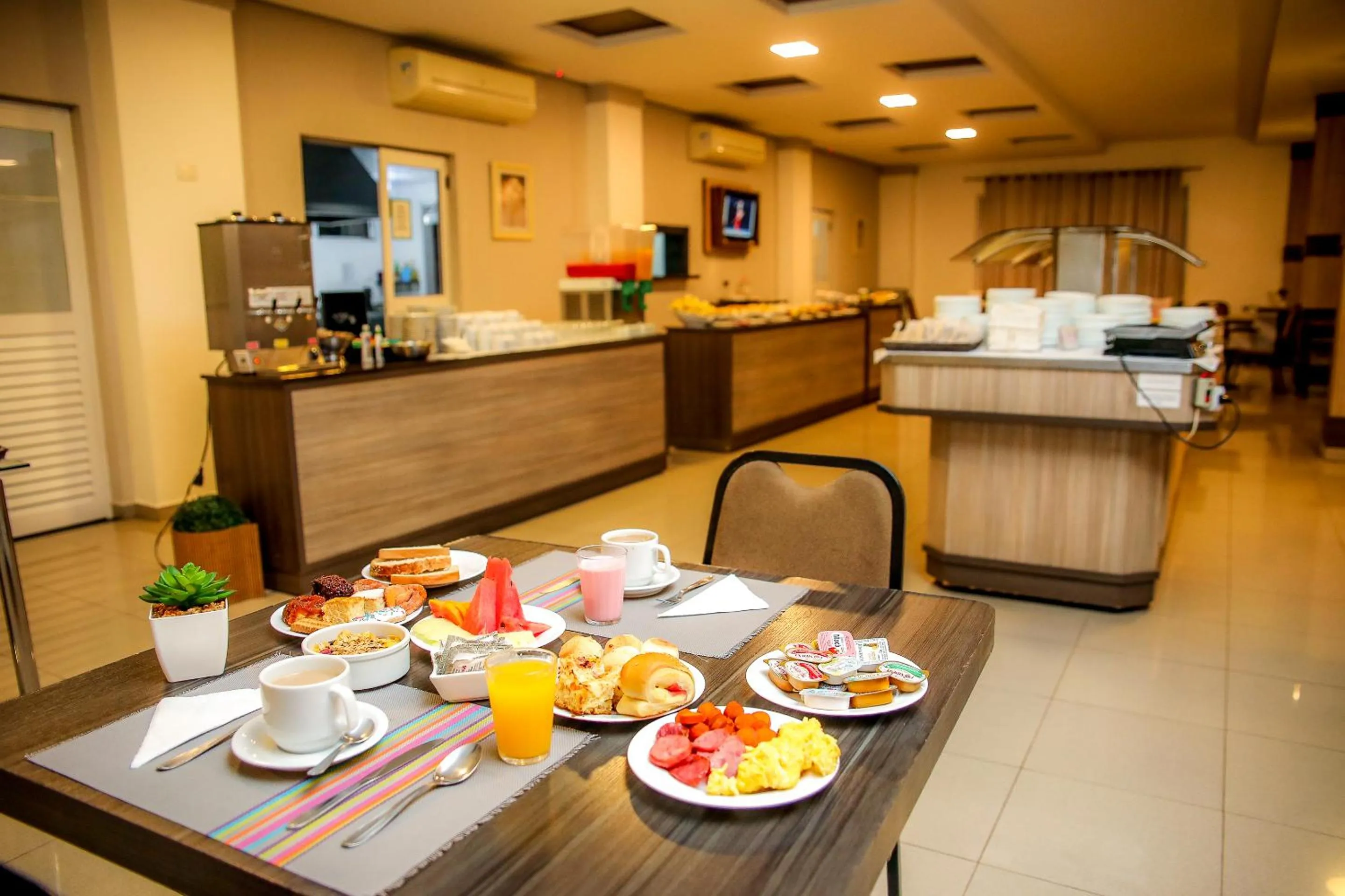 Buffet breakfast in Rede Andrade Vivaldi