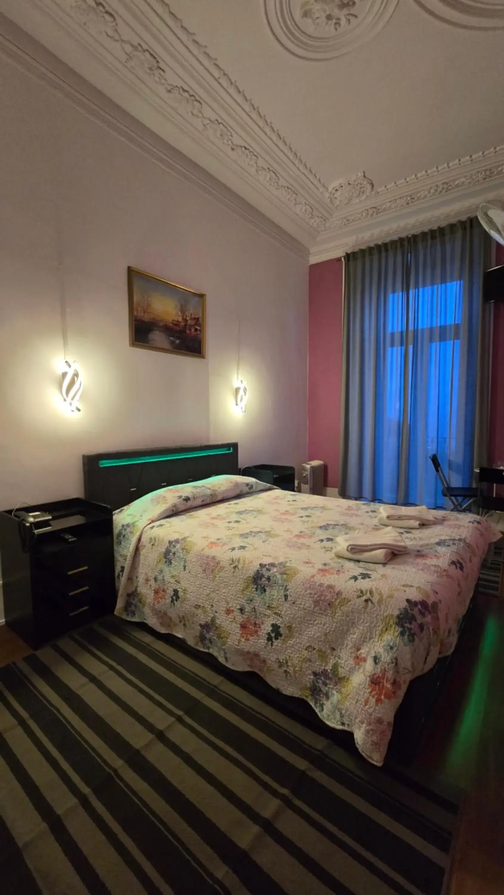 Double Room with Shared Bathroom in Cenário Catita Hostel Double Room with Shared Bathroom in Cenário Catita Hostel