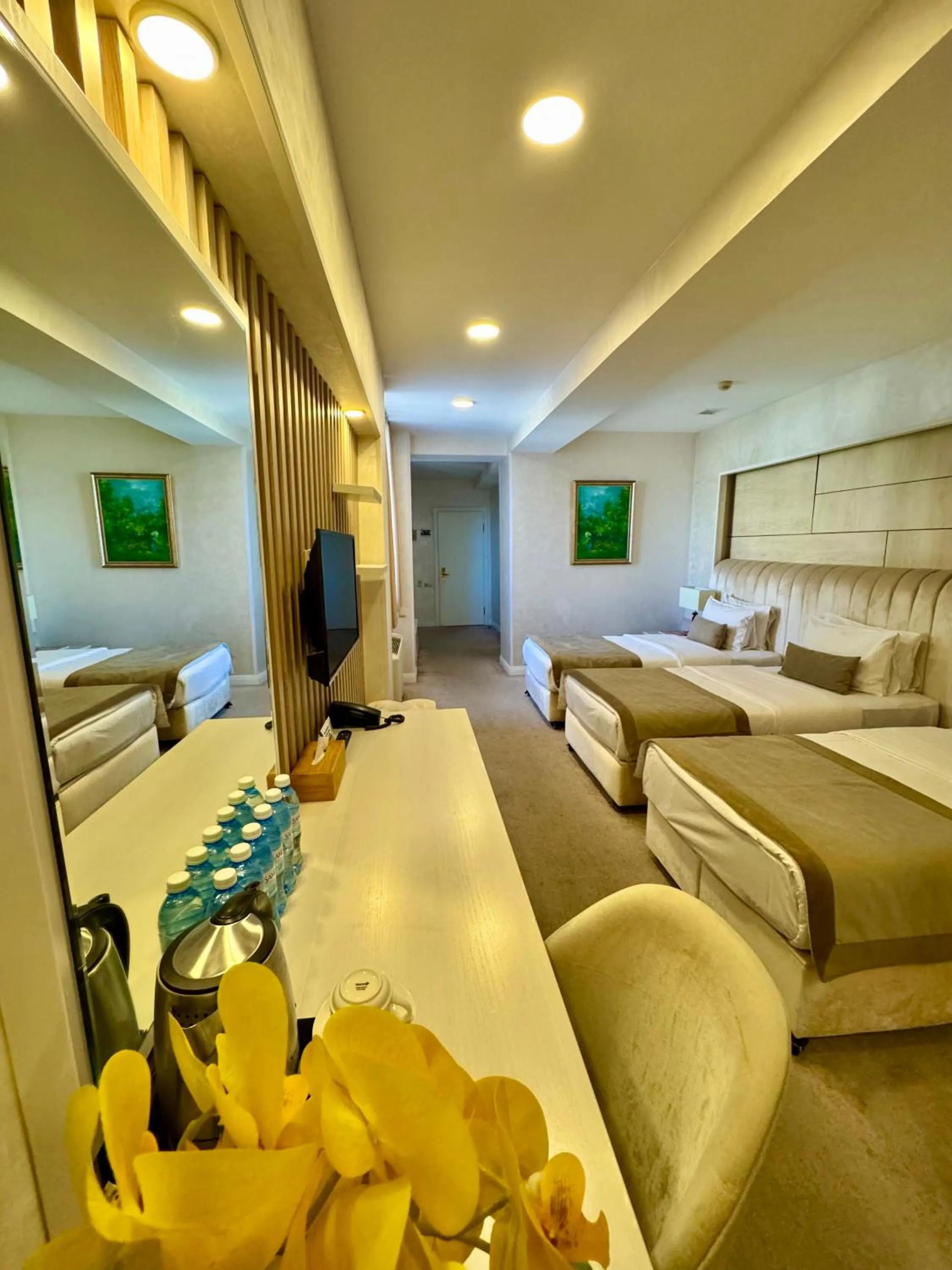 Bed in Ganjali Plaza Hotel