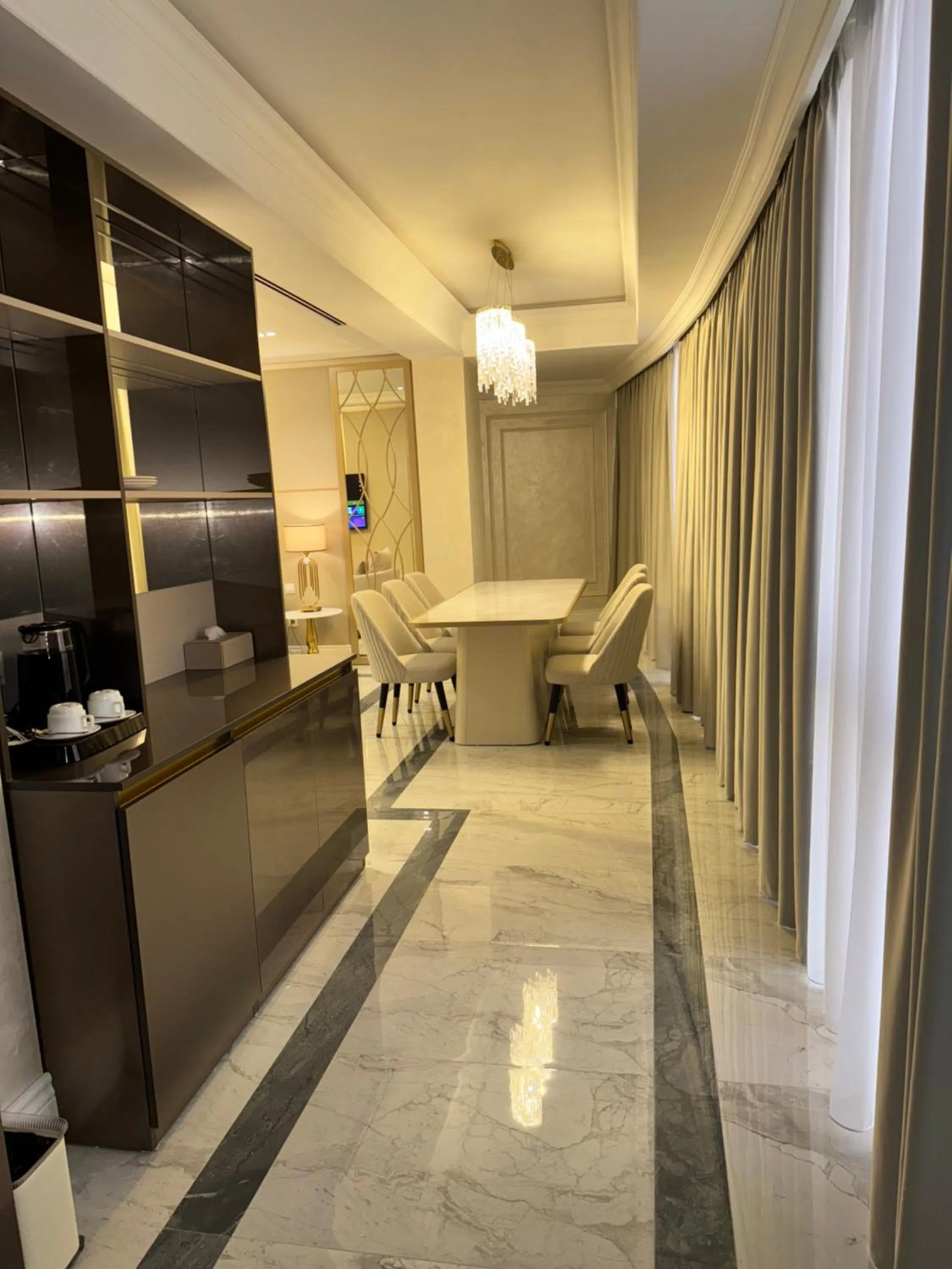 Seating area in Ganjali Plaza Hotel