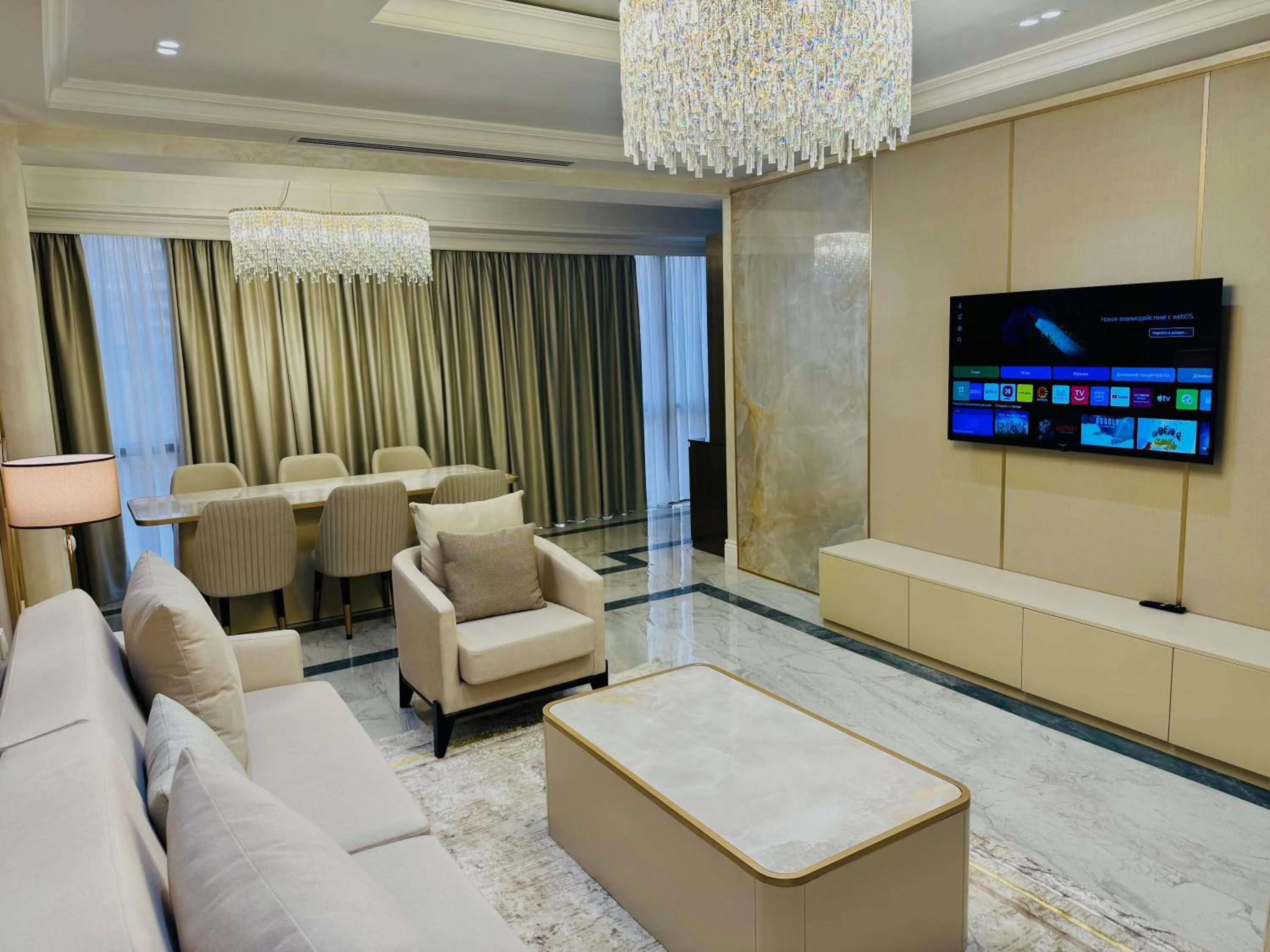 Seating area in Ganjali Plaza Hotel