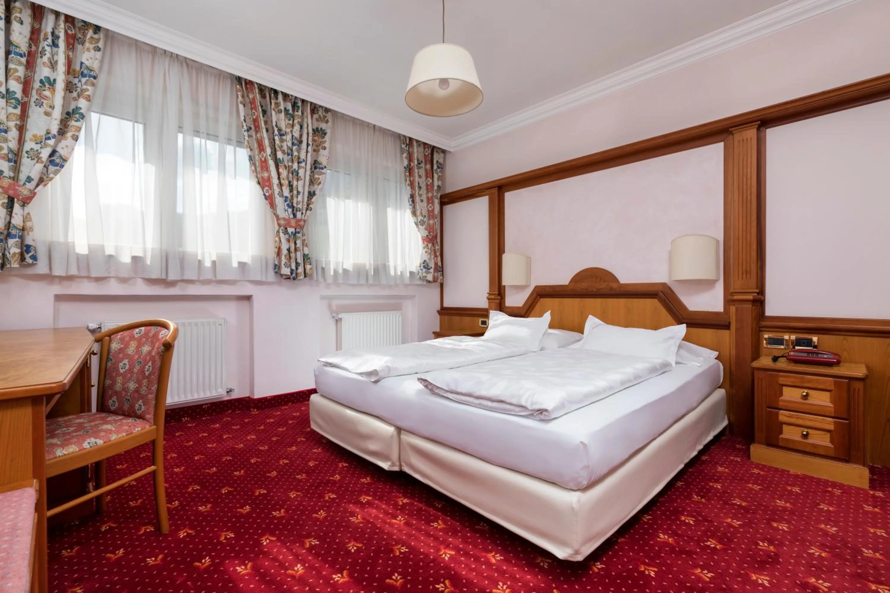 Bed in Sporthotel Arabba