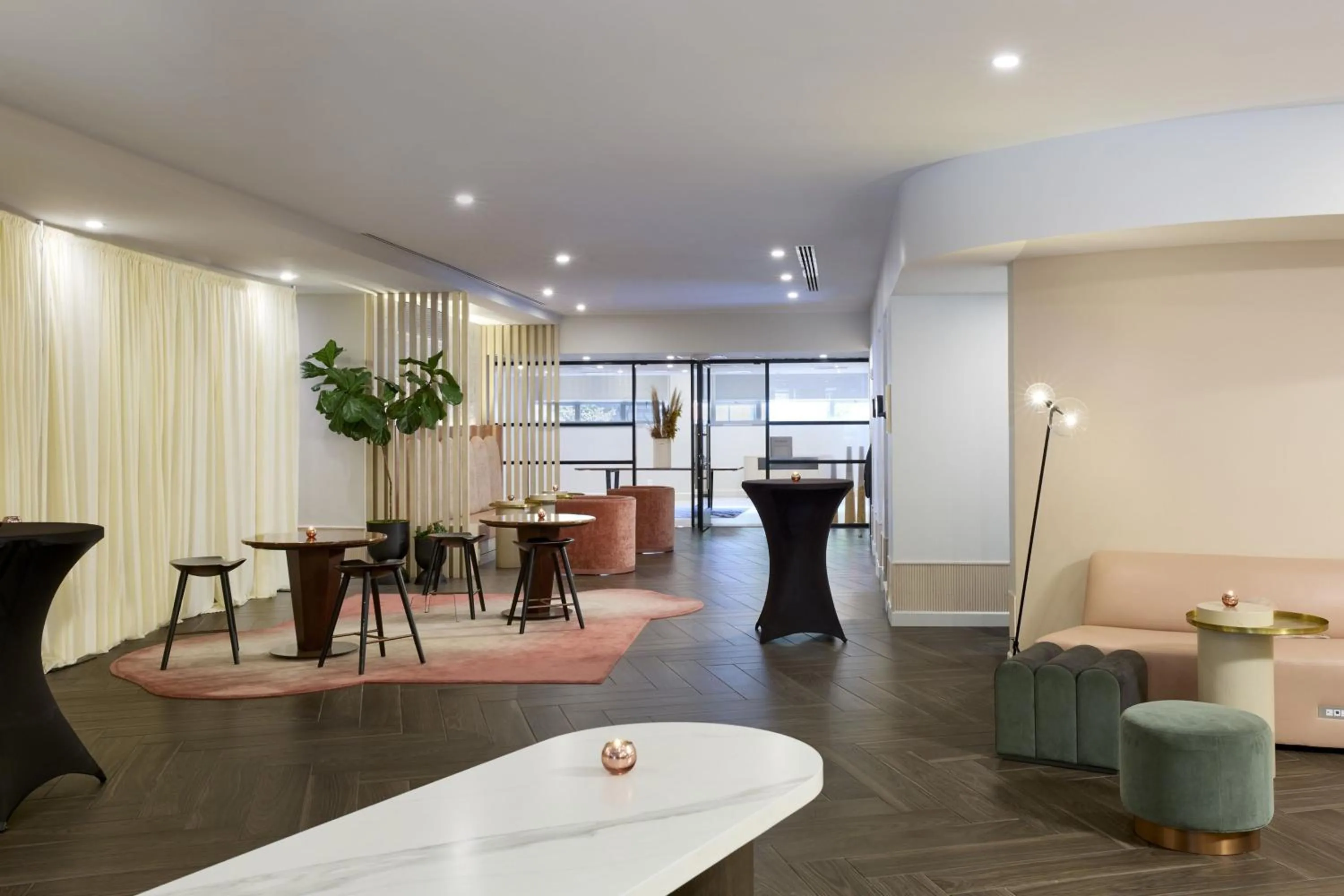 Lobby or reception in The Ven at Embassy Row, Washington, D.C., a Tribute Portfolio Hotel