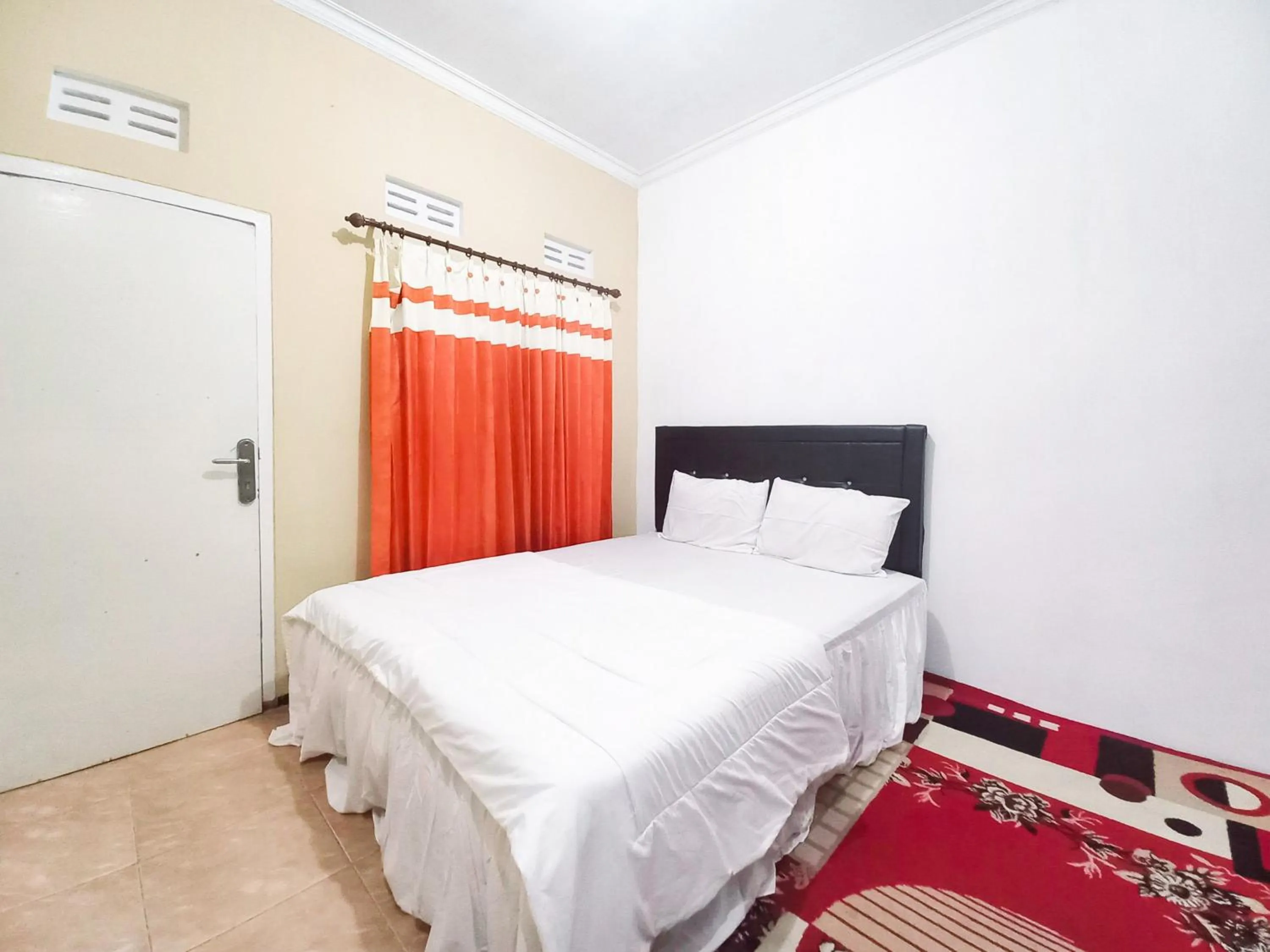 Bedroom, Bed in Lancar Homestay Syariah near BNS Mitra RedDoorz